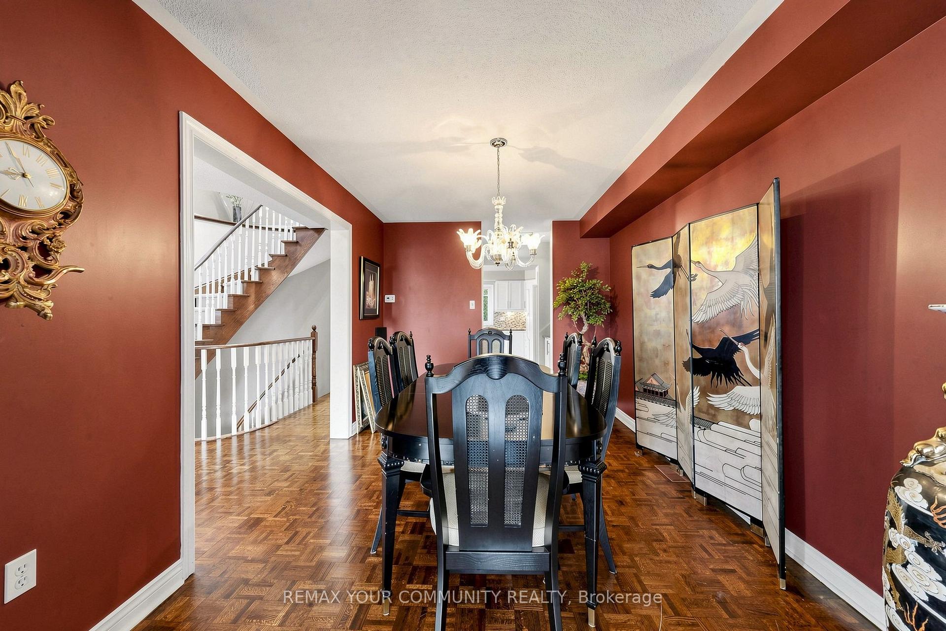 Photo 10 of 1 Edenbridge Drive, Vaughan, Beverley Glen — HOMEH