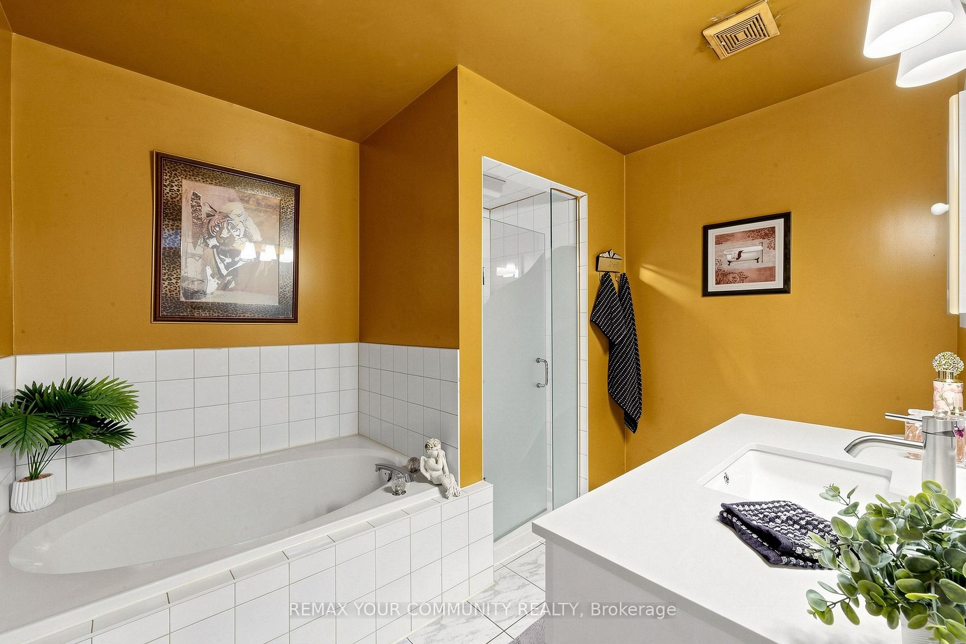 Photo 38 of 1 Edenbridge Drive, Vaughan, Beverley Glen — HOMEH