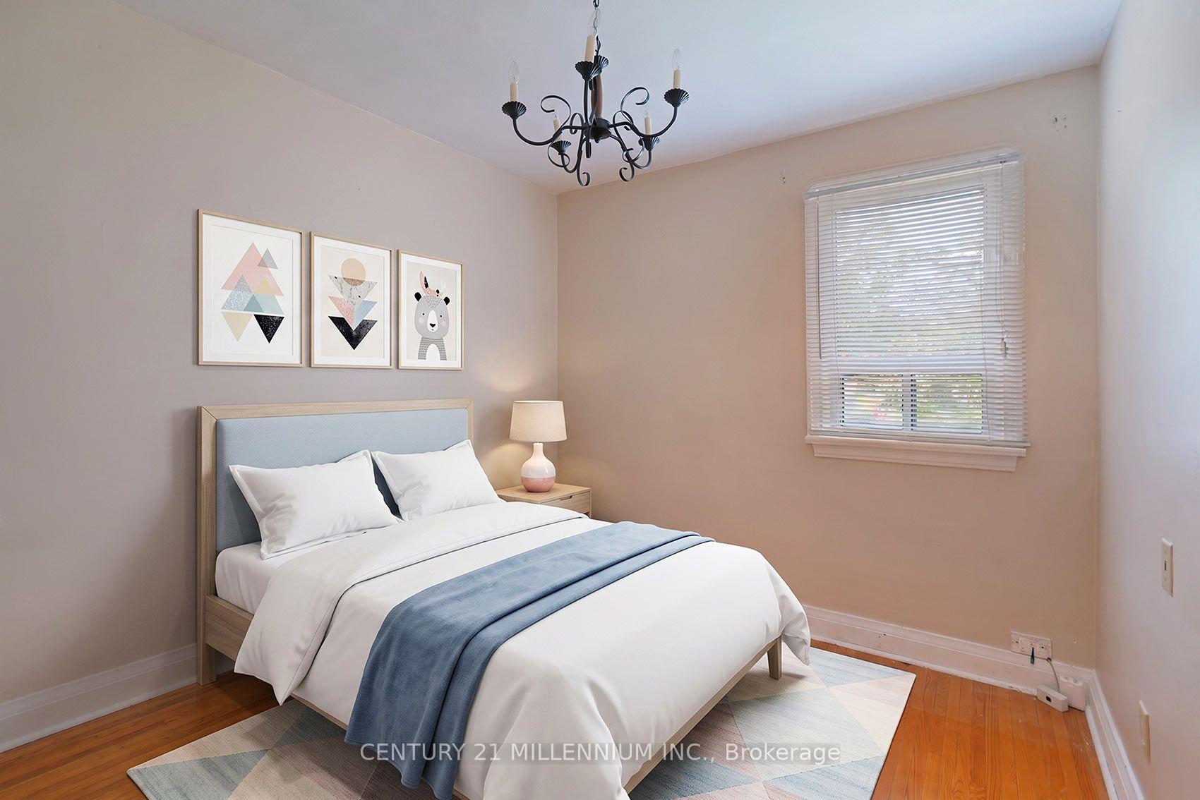 Photo 15 of 16 Rochdale Avenue, Toronto, Caledonia-Fairbank — HOMEH