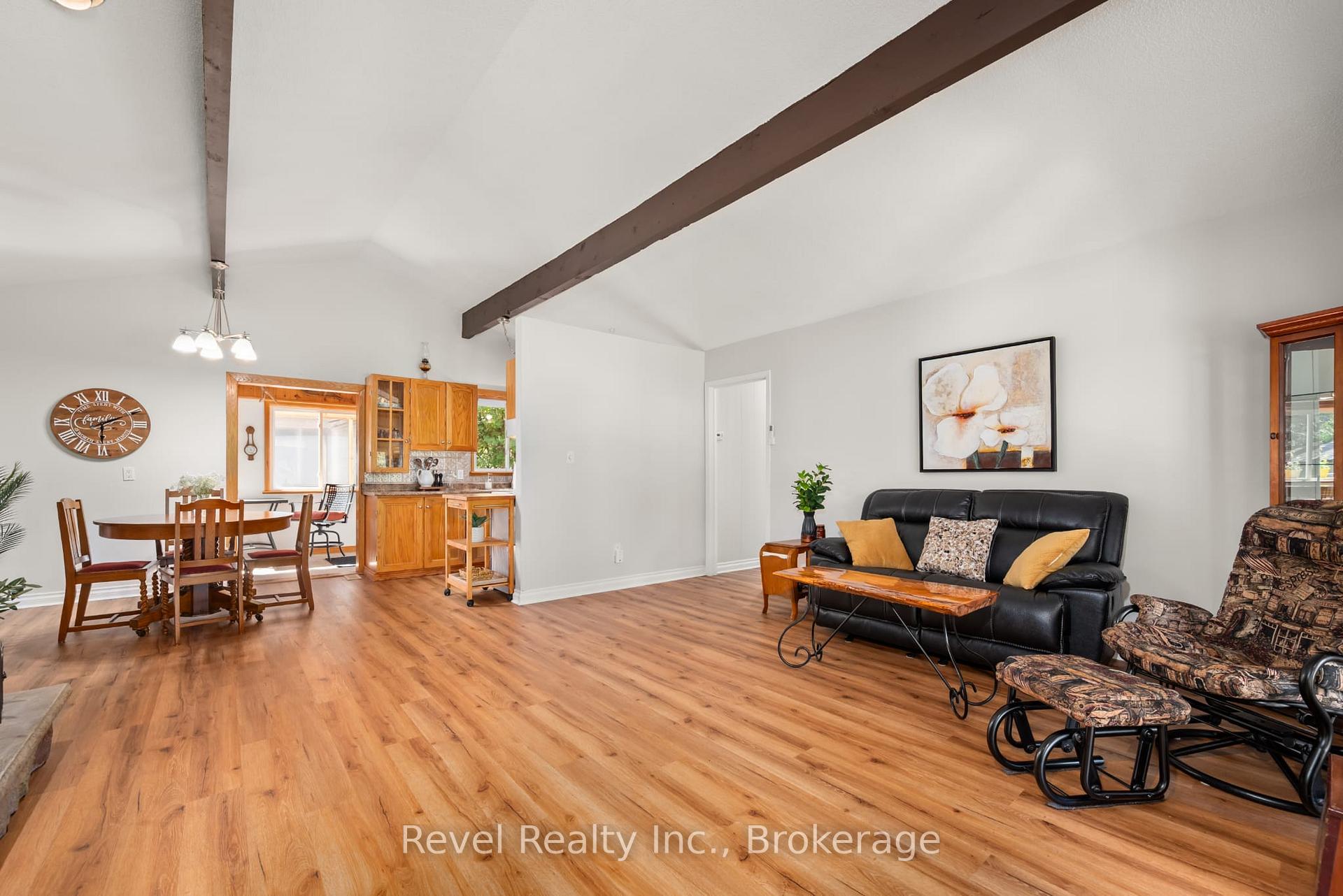 Photo 9 of 12 Alpine Crescent, Trent Lakes — HOMEH