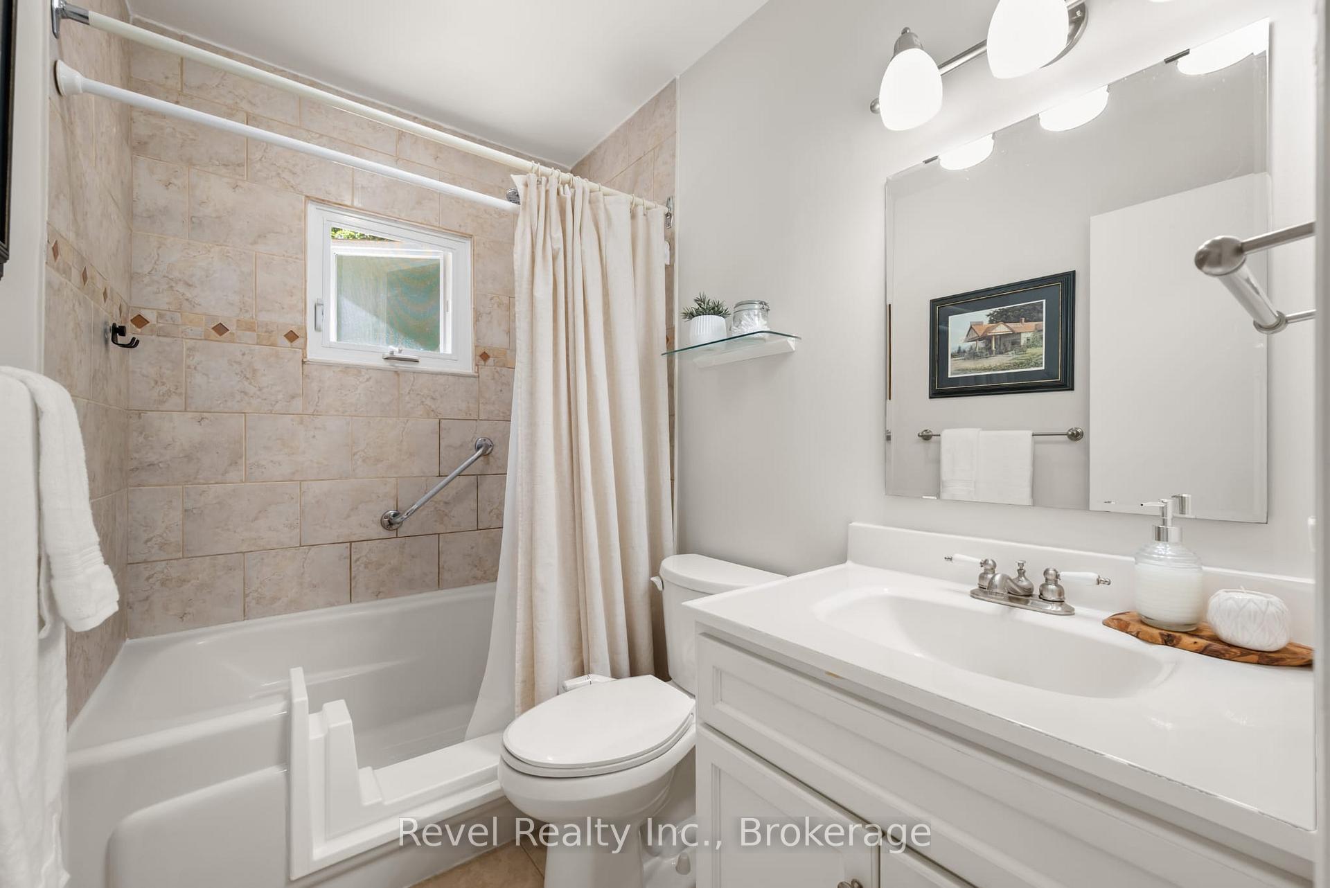 Photo 15 of 12 Alpine Crescent, Trent Lakes — HOMEH