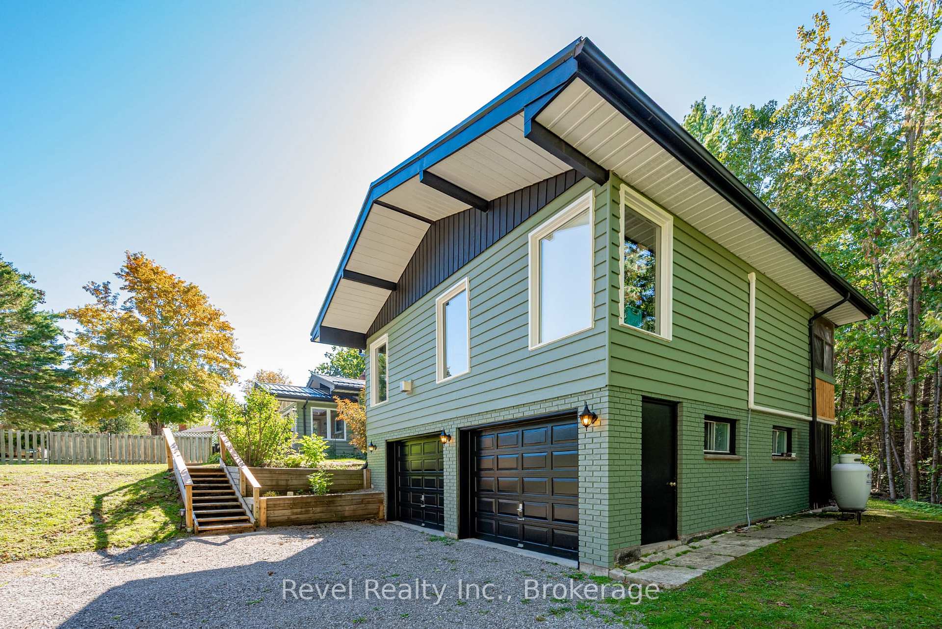 Photo 31 of 12 Alpine Crescent, Trent Lakes — HOMEH