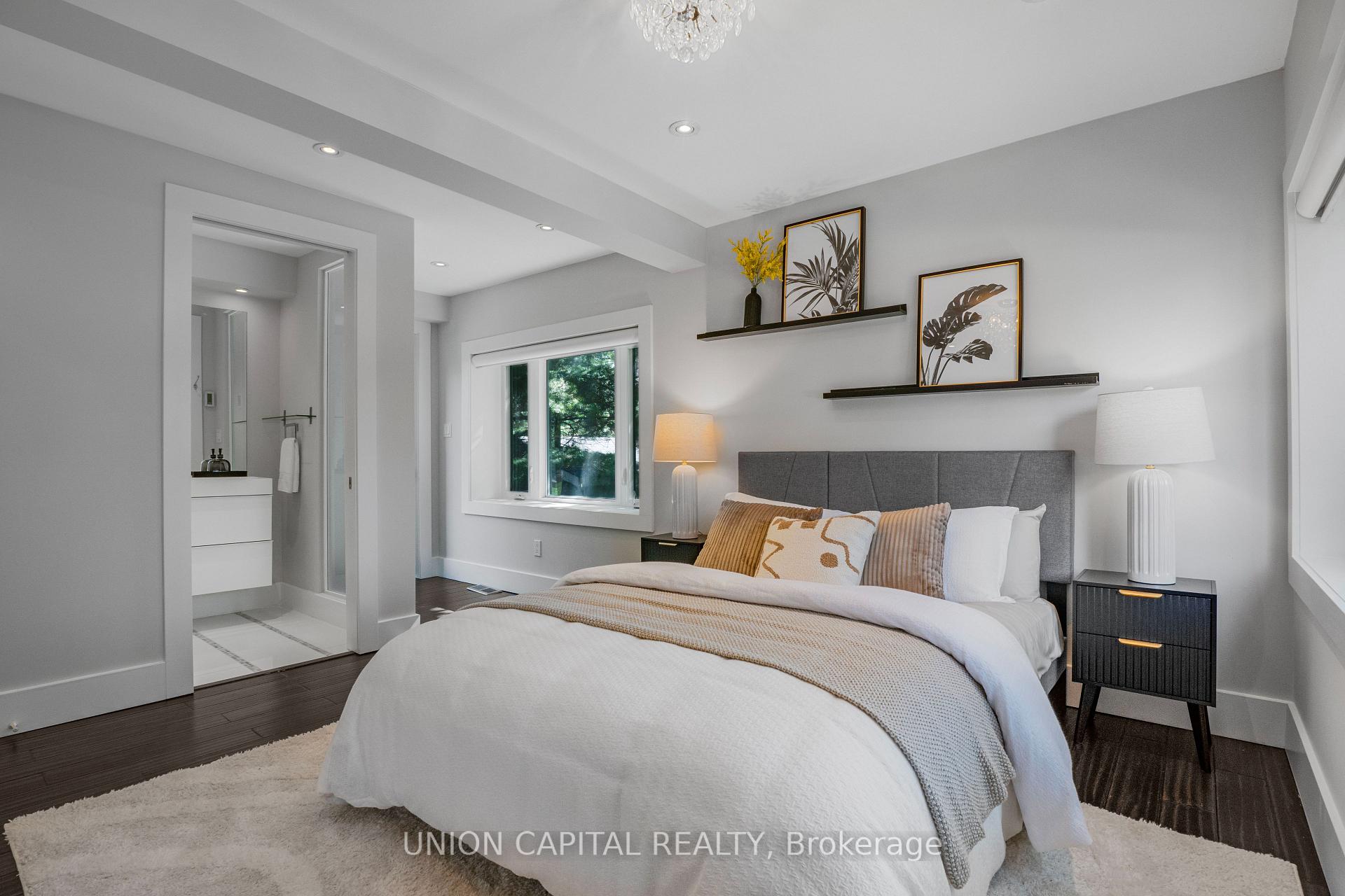 Photo 19 of 3 Elton Crescent, Etobicoke, Long Branch — HOMEH