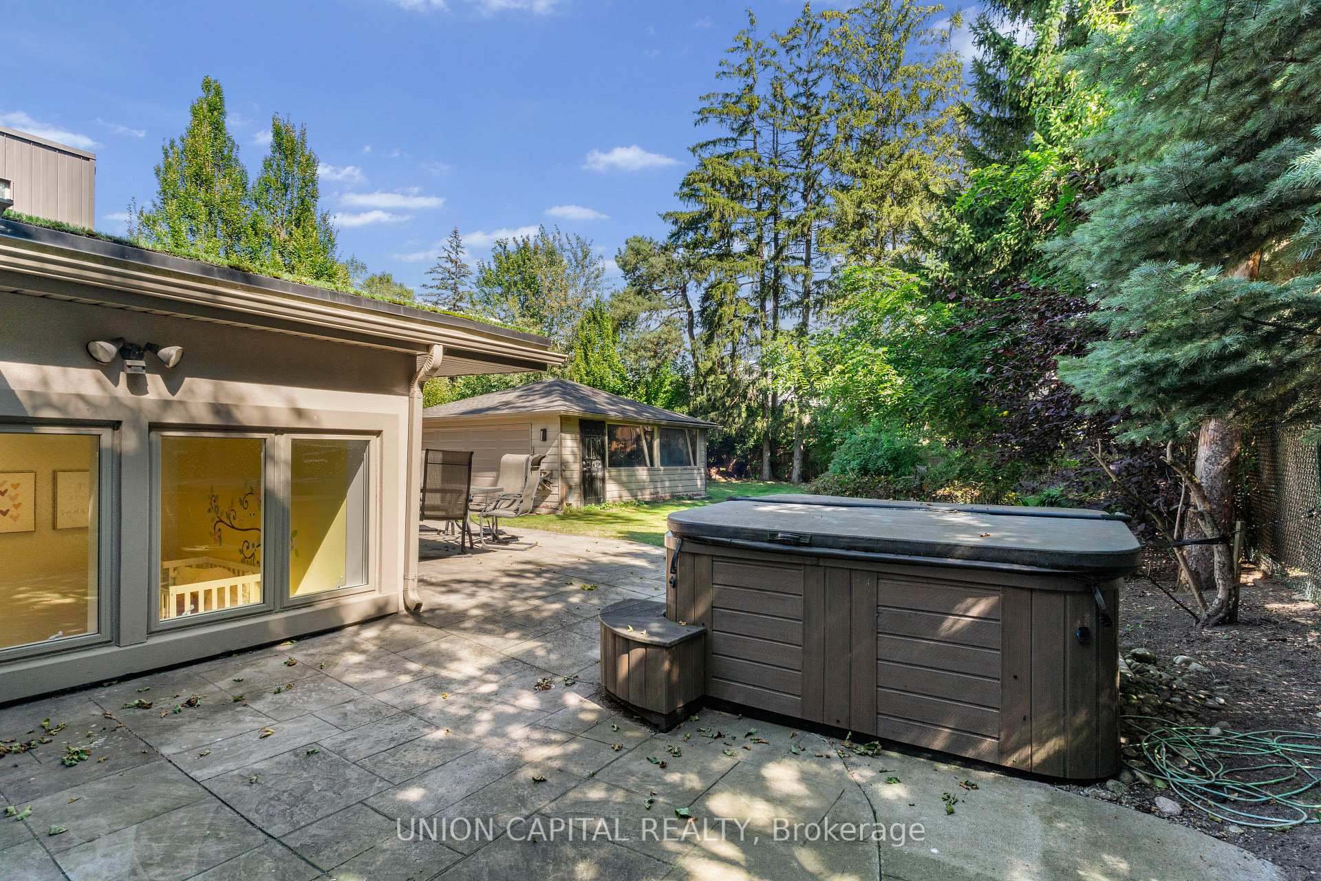 Photo 34 of 3 Elton Crescent, Etobicoke, Long Branch — HOMEH