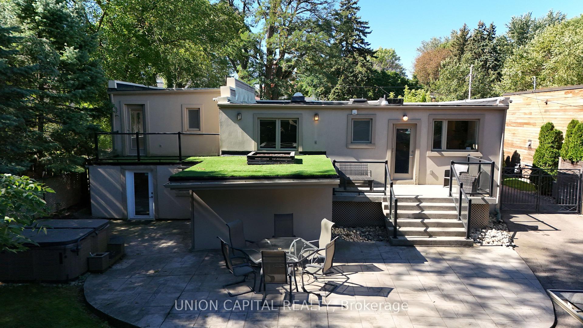 Photo 44 of 3 Elton Crescent, Etobicoke, Long Branch — HOMEH
