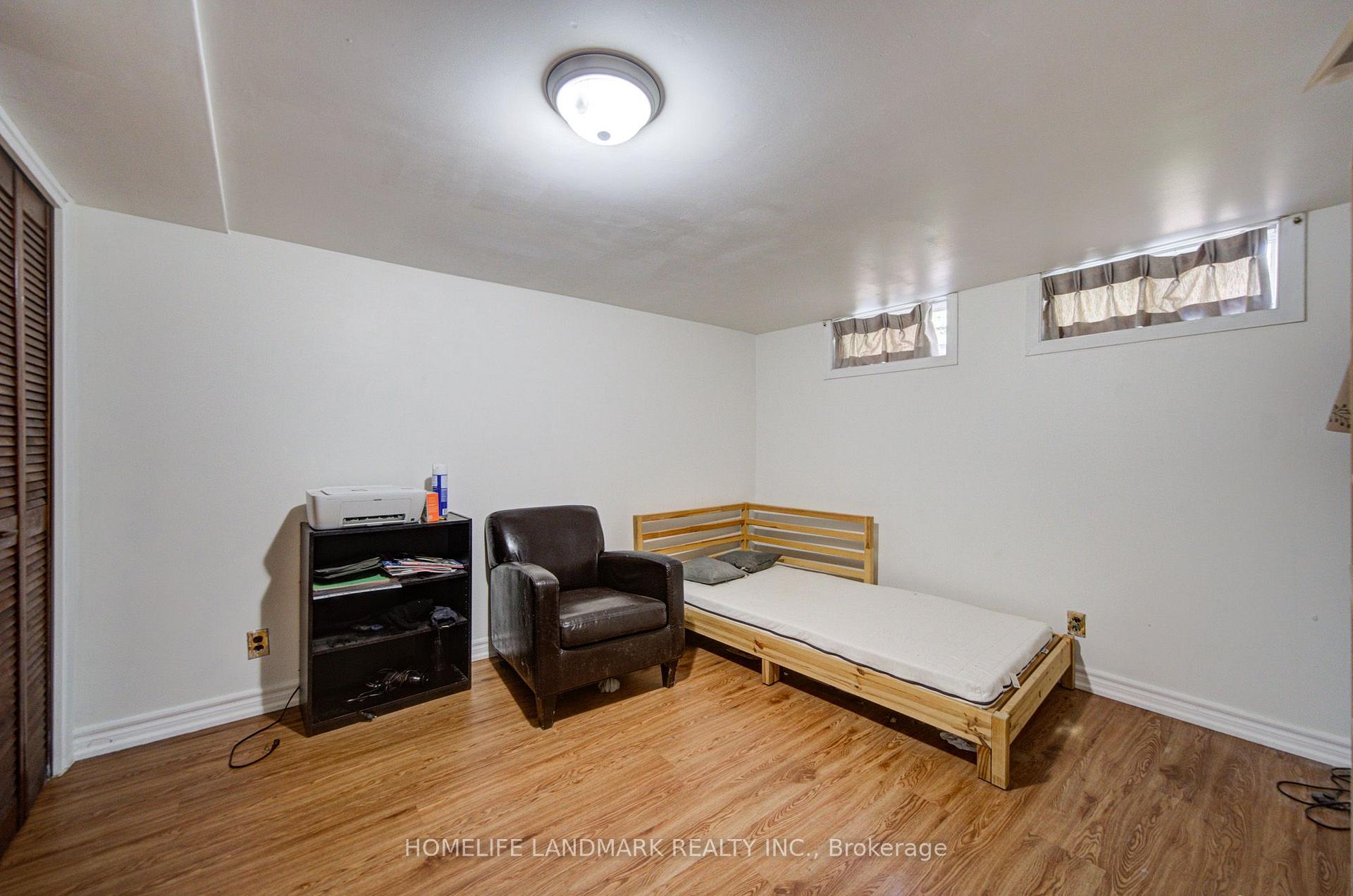 Photo 25 of 341 Blue Grass Boulevard, Richmond Hill, Crosby — HOMEH