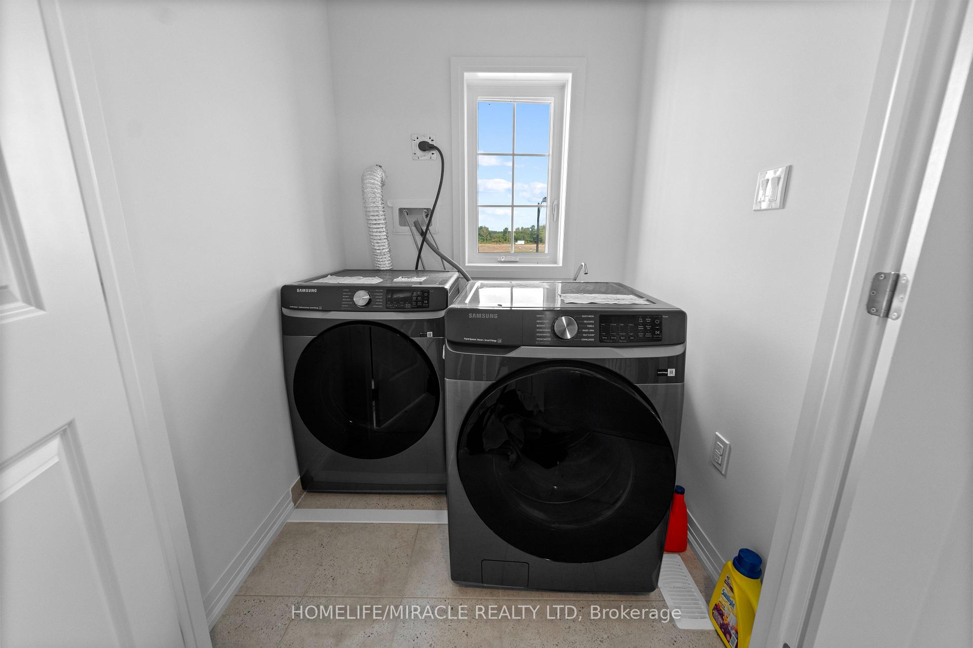 Photo 17 of 95 Gear Avenue, Erin — HOMEH