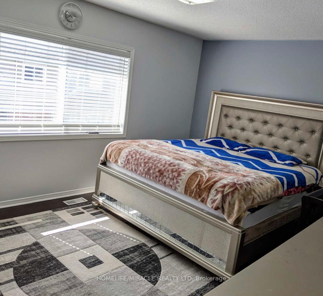 Photo 14 of Unit Upper, 22 Pauline Crescent, Brampton, Fletcher's Meadow — HOMEH