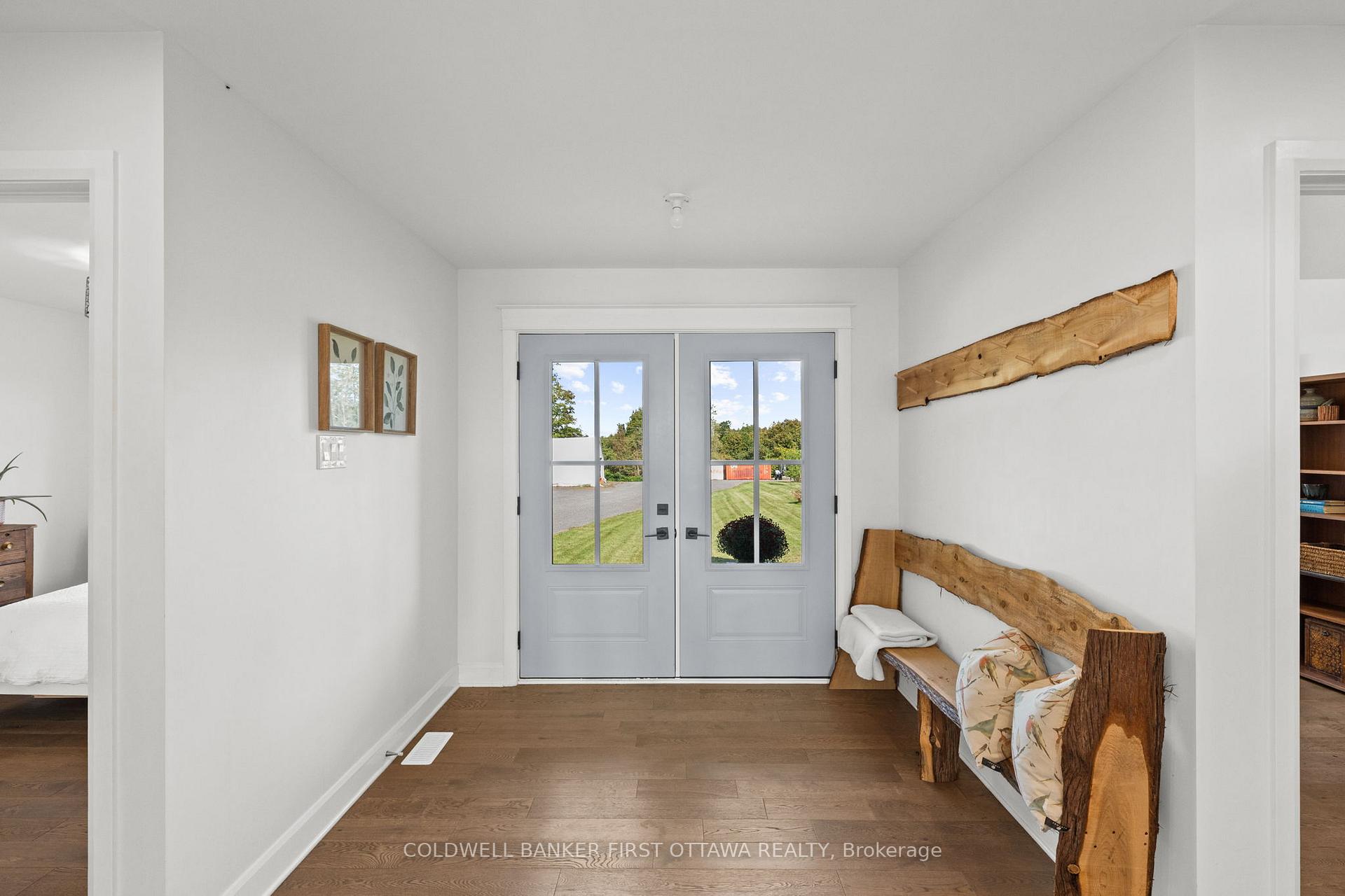 Photo 4 of 6780 Third Line Road S, Ottawa, North Gower — HOMEH