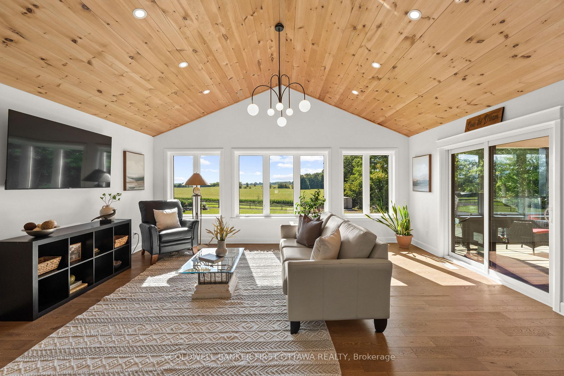 Photo 7 of 6780 Third Line Road S, Ottawa, North Gower — HOMEH