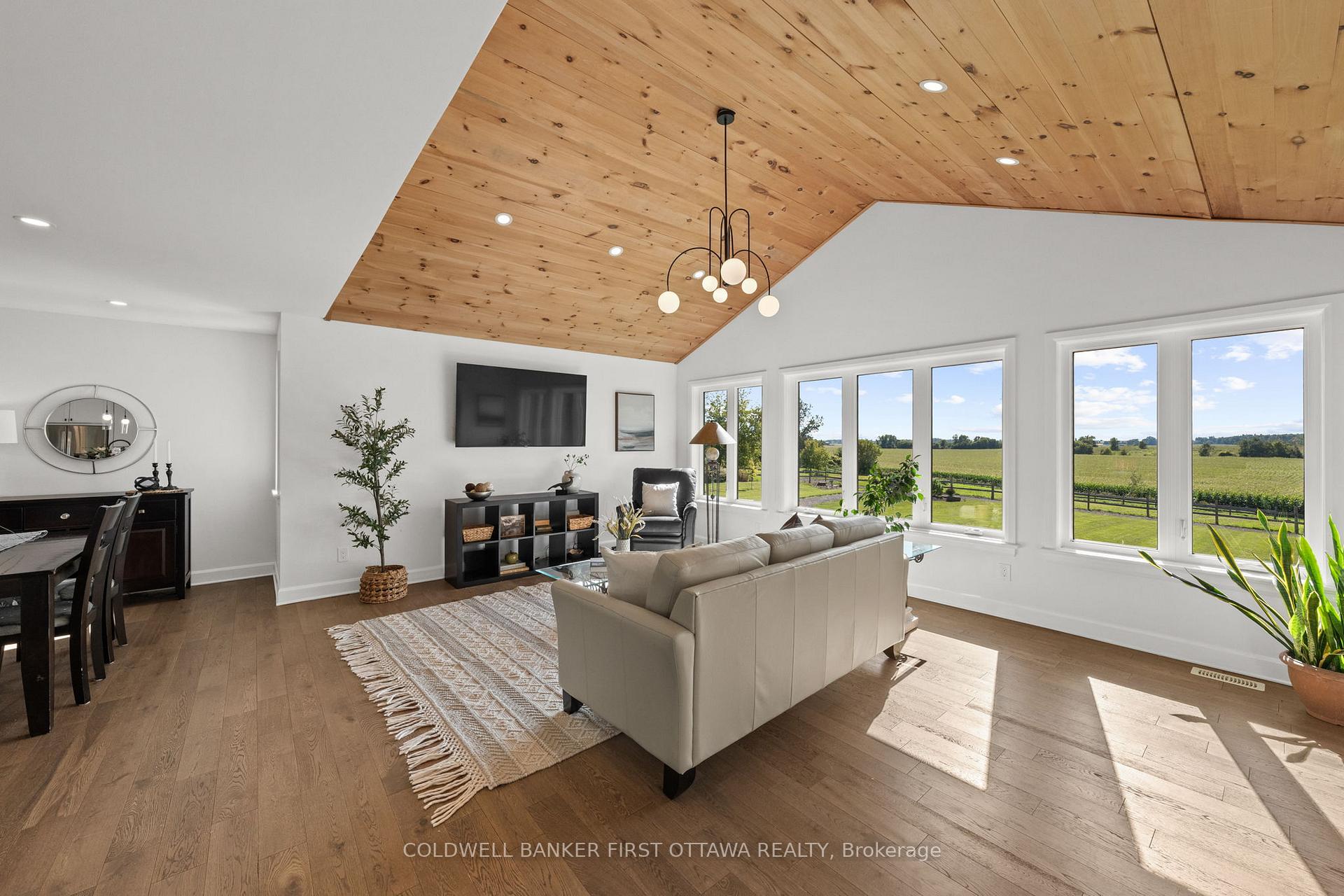 Photo 8 of 6780 Third Line Road S, Ottawa, North Gower — HOMEH