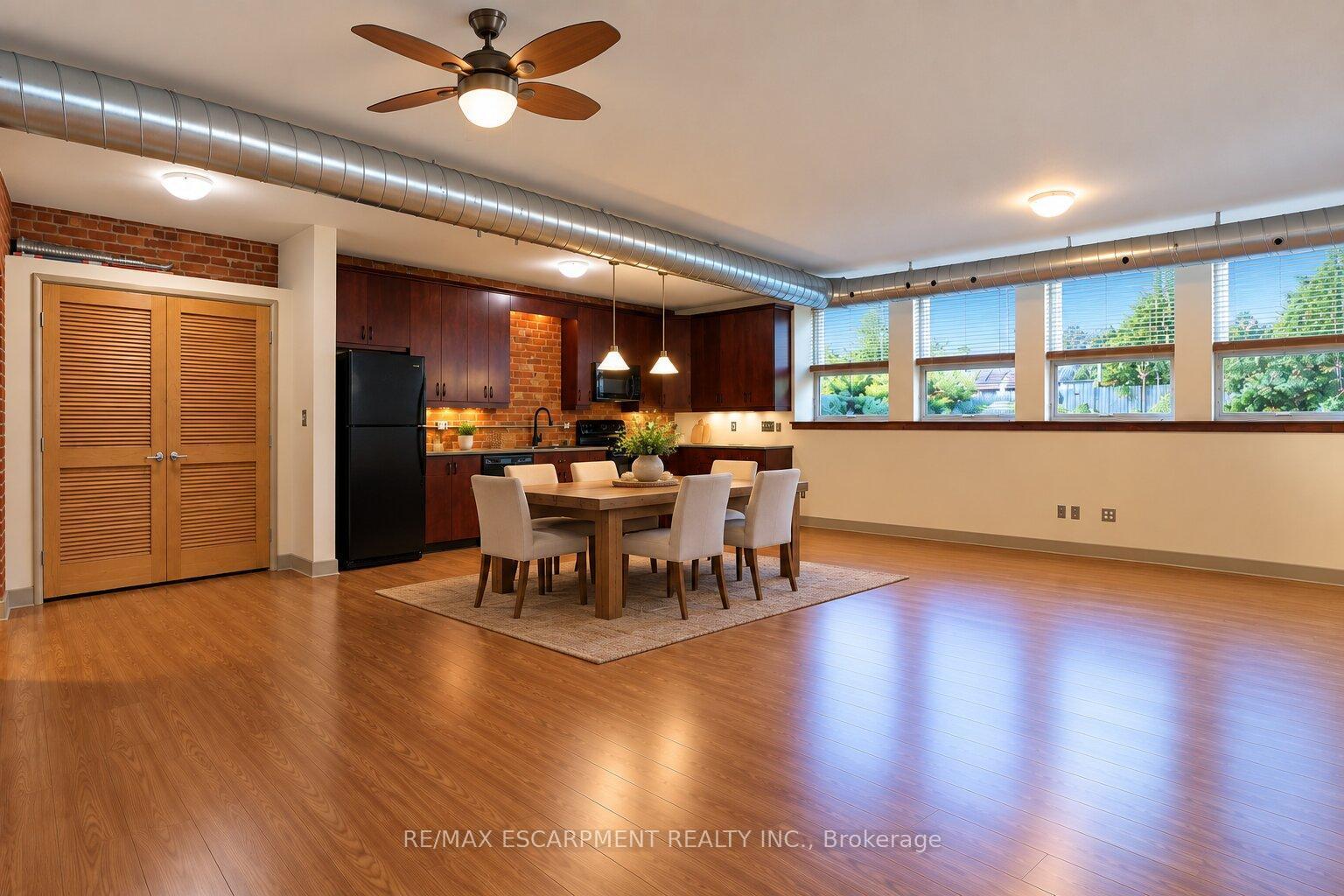 Photo 19 of Unit 16, 357 Hunter Street W, Hamilton, Kirkendall — HOMEH