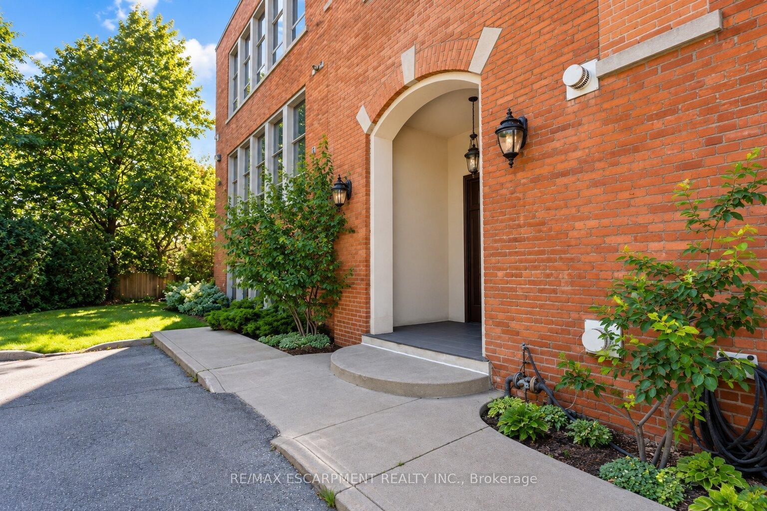 Photo 31 of Unit 16, 357 Hunter Street W, Hamilton, Kirkendall — HOMEH
