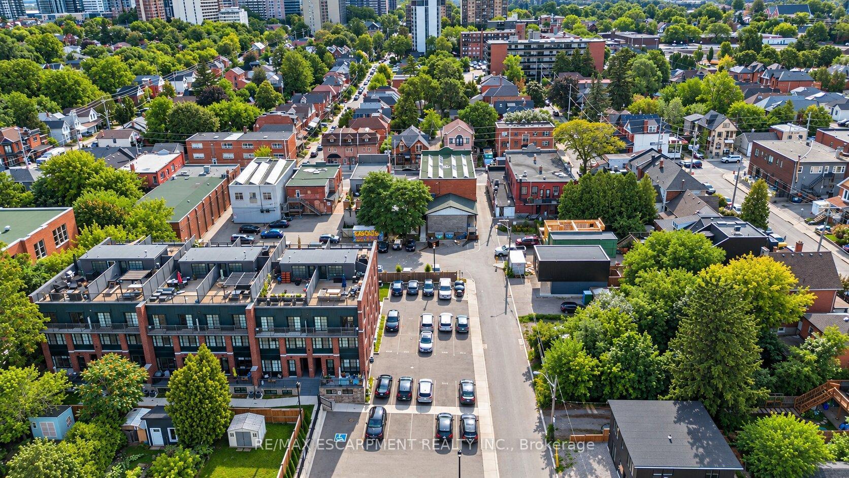 Photo 38 of Unit 16, 357 Hunter Street W, Hamilton, Kirkendall — HOMEH