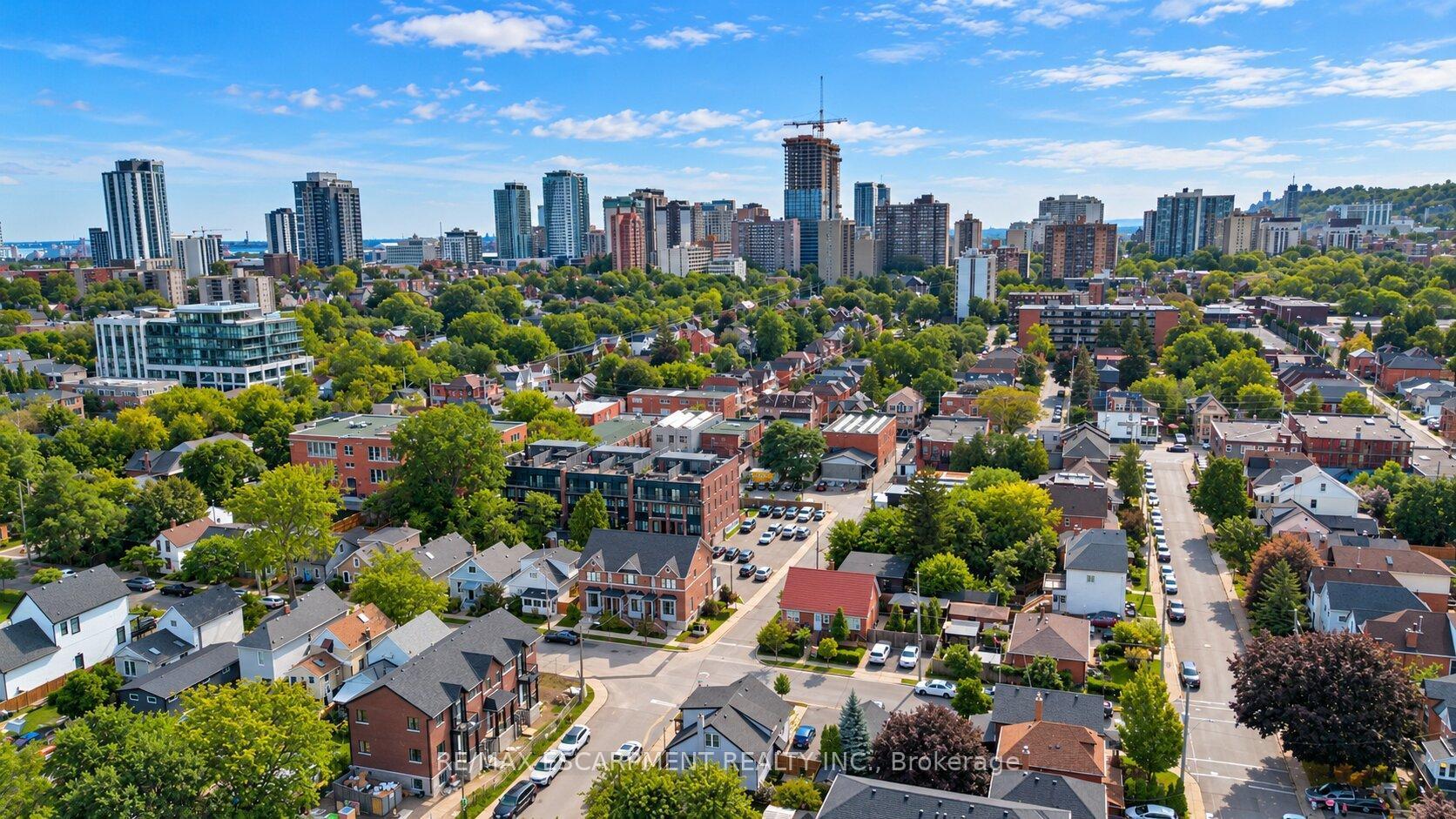 Photo 39 of Unit 16, 357 Hunter Street W, Hamilton, Kirkendall — HOMEH