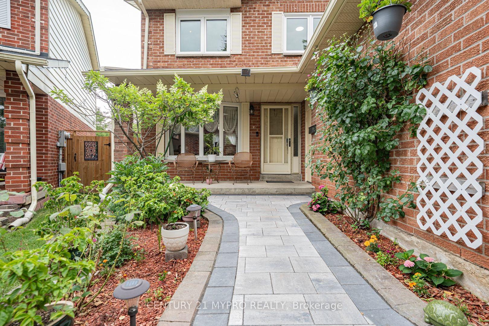 Photo 4 of 35 Wheeling Drive, Scarborough, Rouge — HOMEH