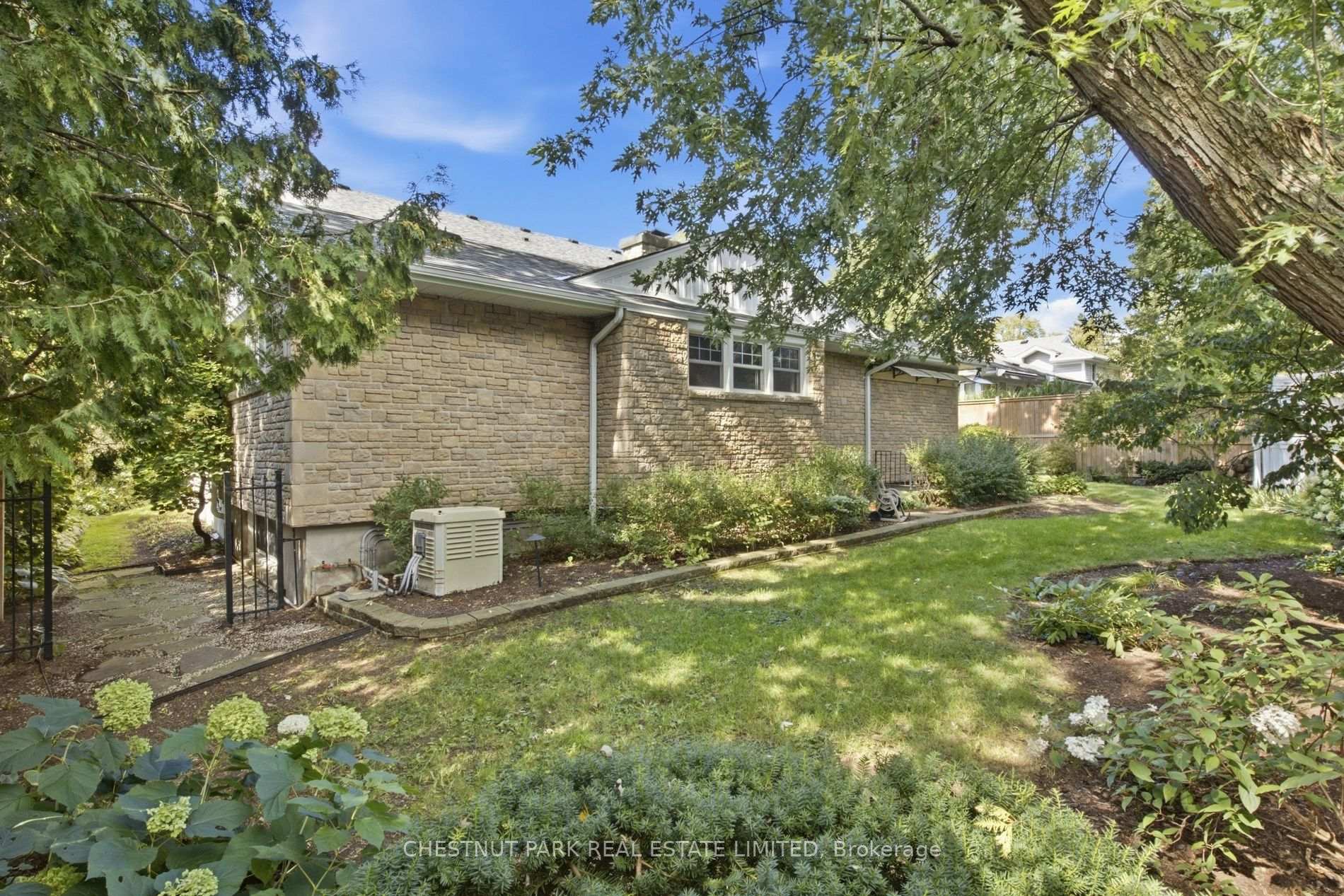 Photo 41 of 43 Guthrie Avenue, Stratford — HOMEH