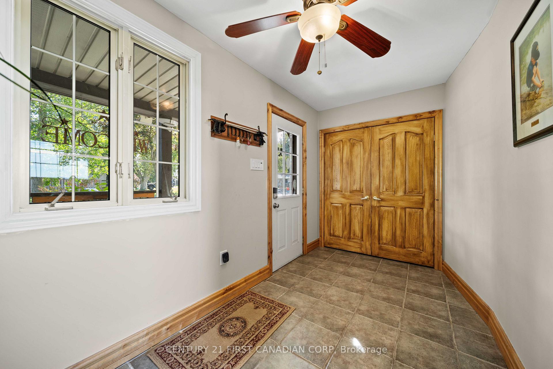 Photo 20 of 101 Kleinfeldt Avenue, Lucan Biddulph, Lucan — HOMEH
