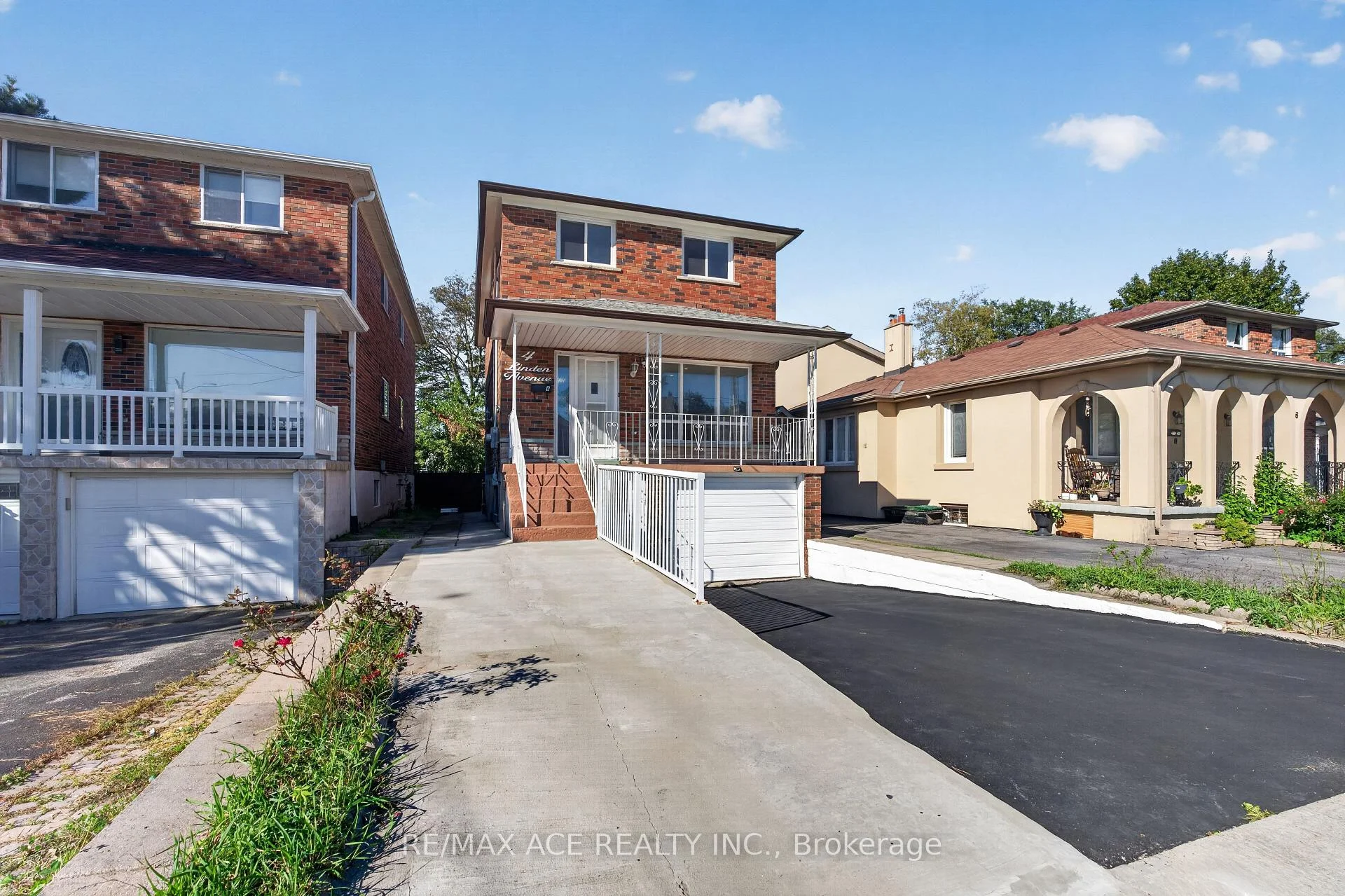Photo 4 of 4 Linden Avenue, Scarborough, Kennedy Park — HOMEH