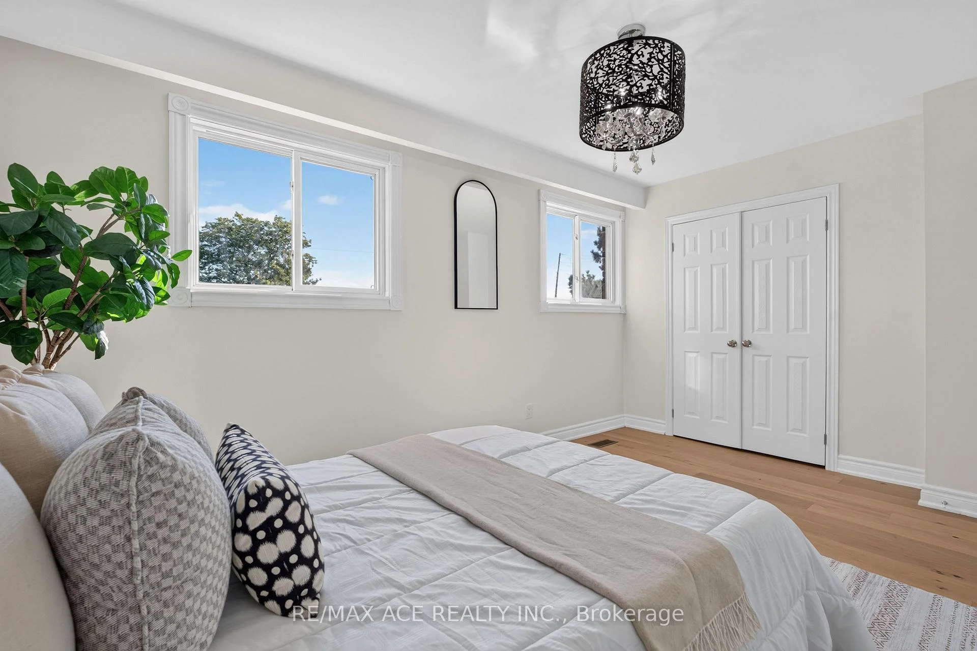 Photo 33 of 4 Linden Avenue, Scarborough, Kennedy Park — HOMEH