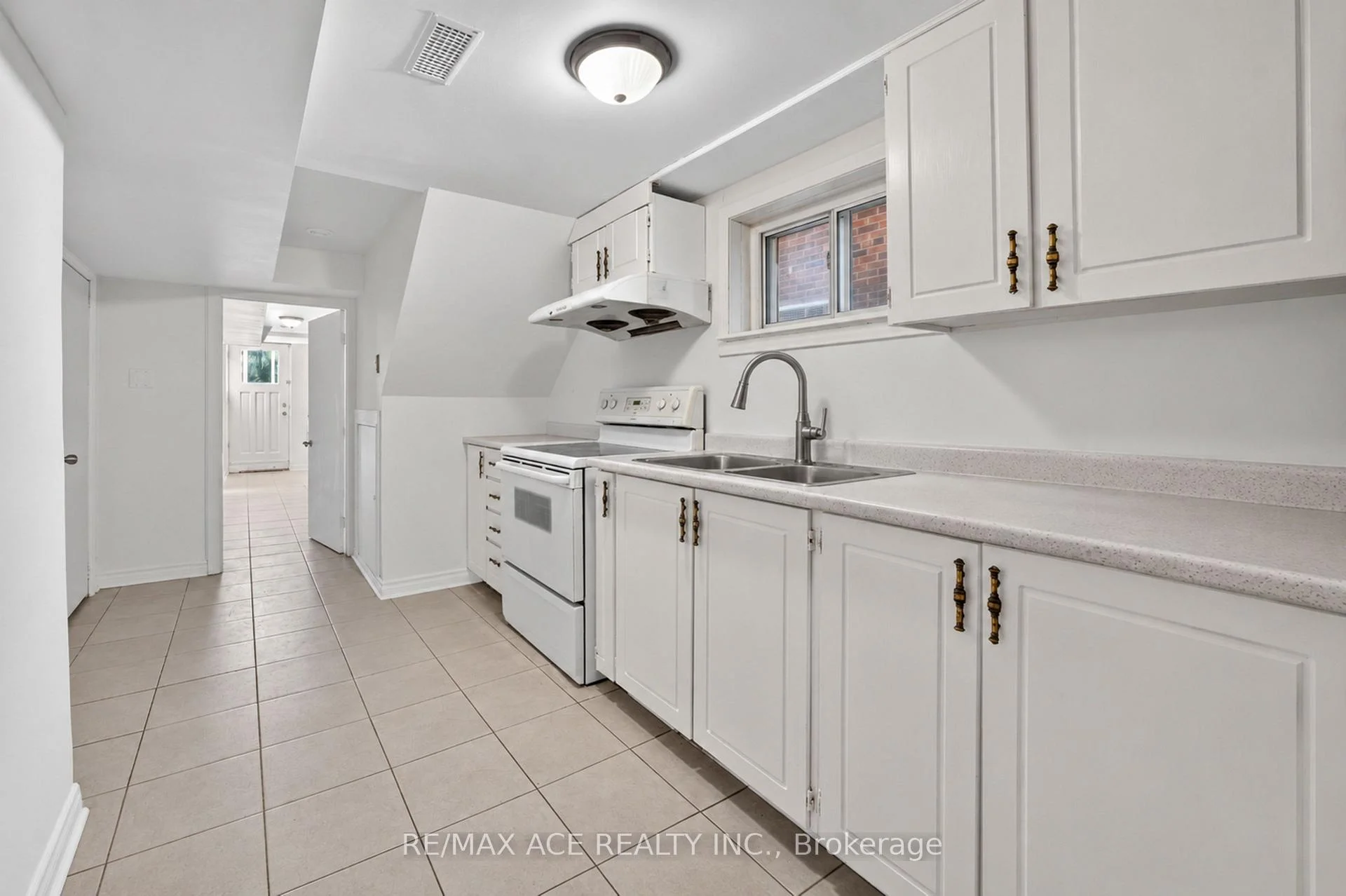 Photo 44 of 4 Linden Avenue, Scarborough, Kennedy Park — HOMEH