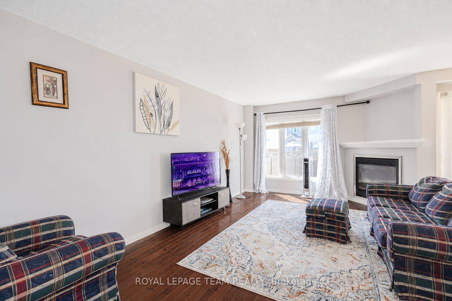 Photo 8 of 316 Bryarton Street, Ottawa, Chapel Hill — HOMEH