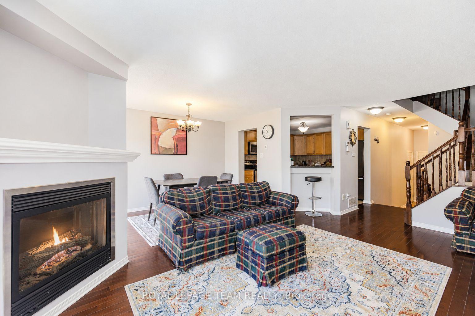 Photo 9 of 316 Bryarton Street, Ottawa, Chapel Hill — HOMEH