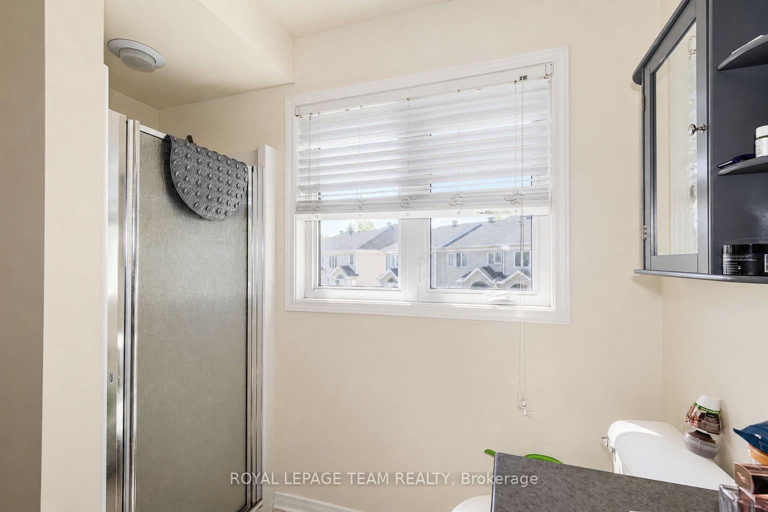 Photo 18 of 316 Bryarton Street, Ottawa, Chapel Hill — HOMEH