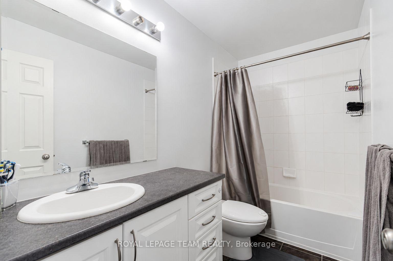 Photo 23 of 316 Bryarton Street, Ottawa, Chapel Hill — HOMEH