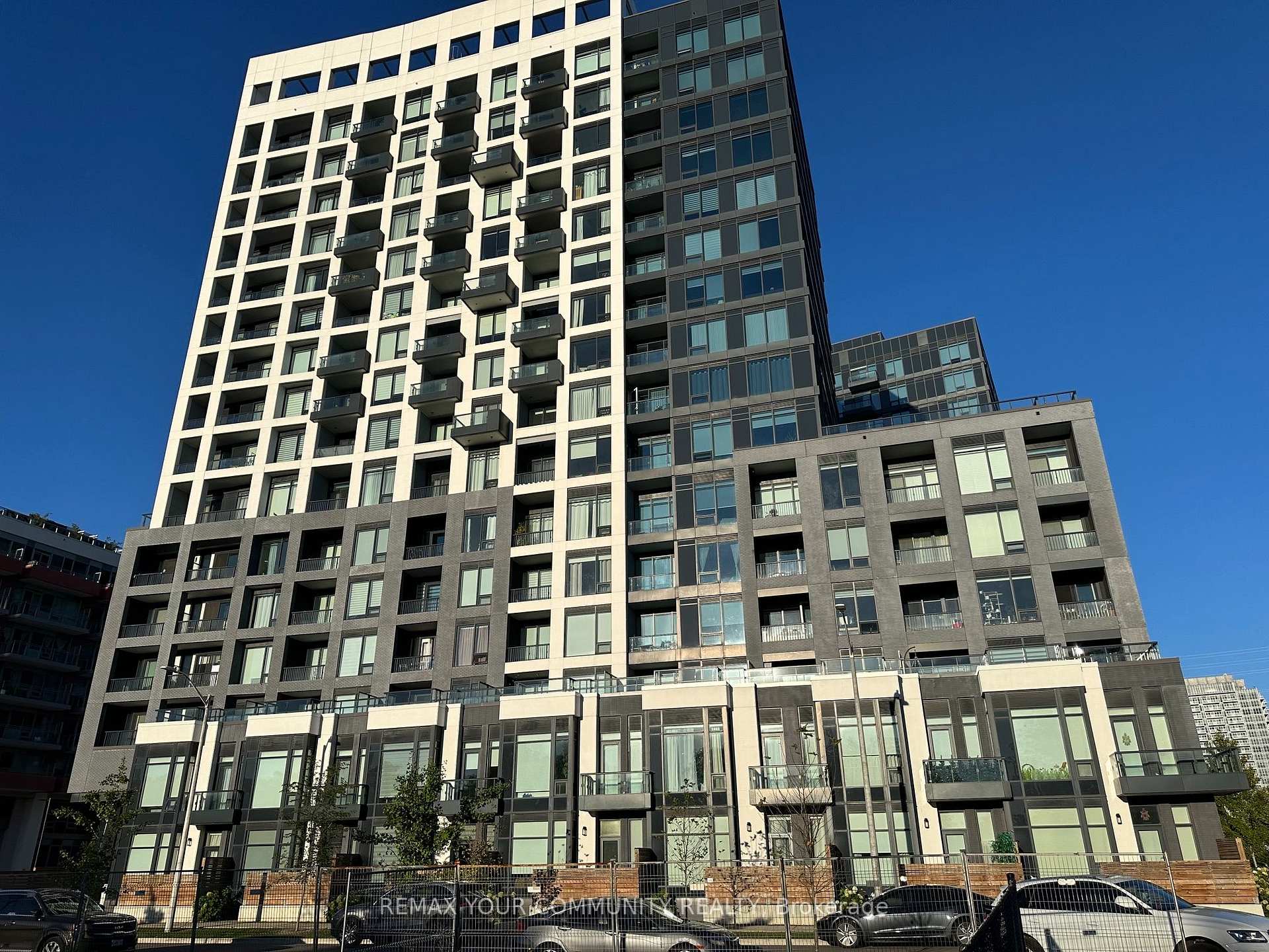 Photo of Unit 702W, 3 Rosewater Street