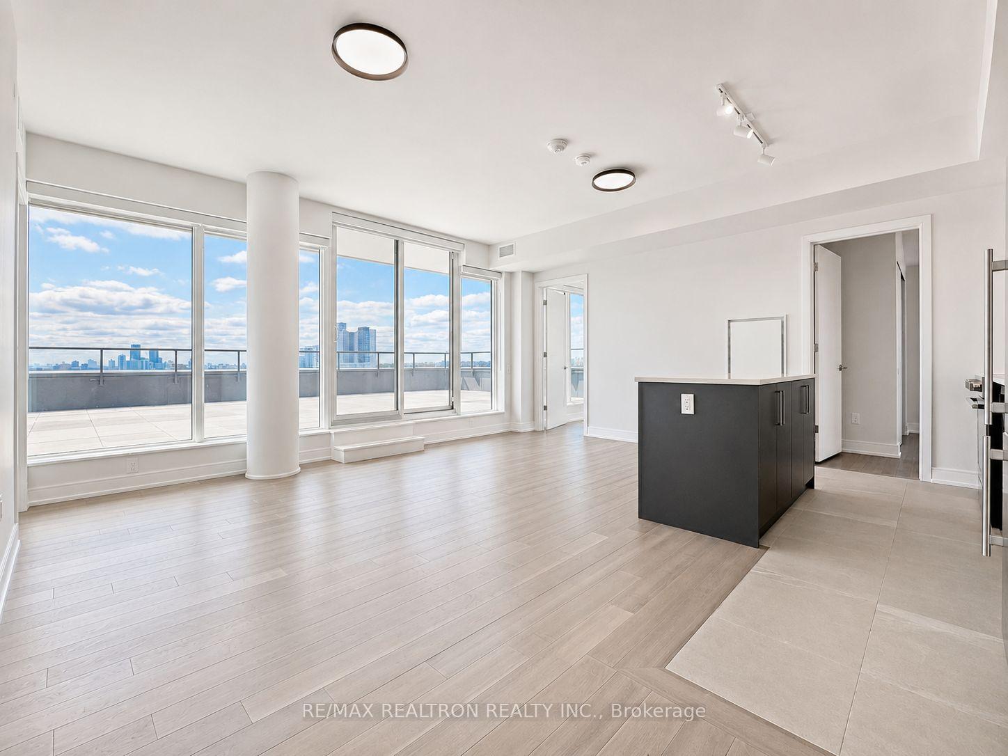 Photo 1 of Unit 1001, 664 Spadina Avenue, Toronto, University — HOMEH