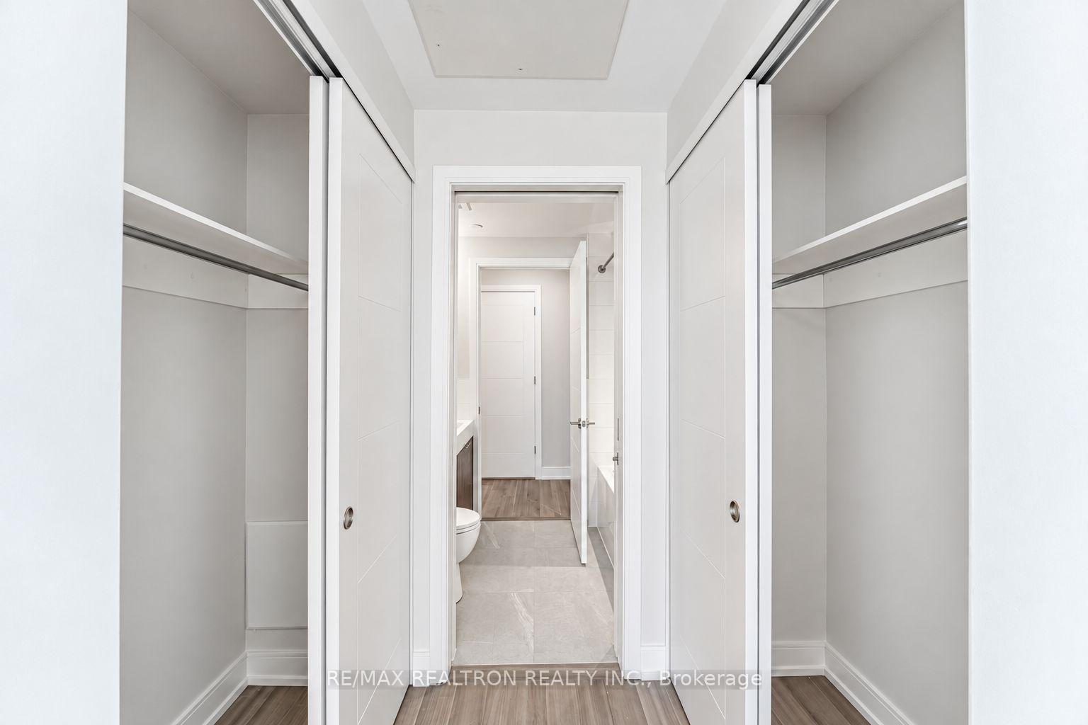 Photo 9 of Unit 904, 664 Spadina Avenue, Toronto, University — HOMEH