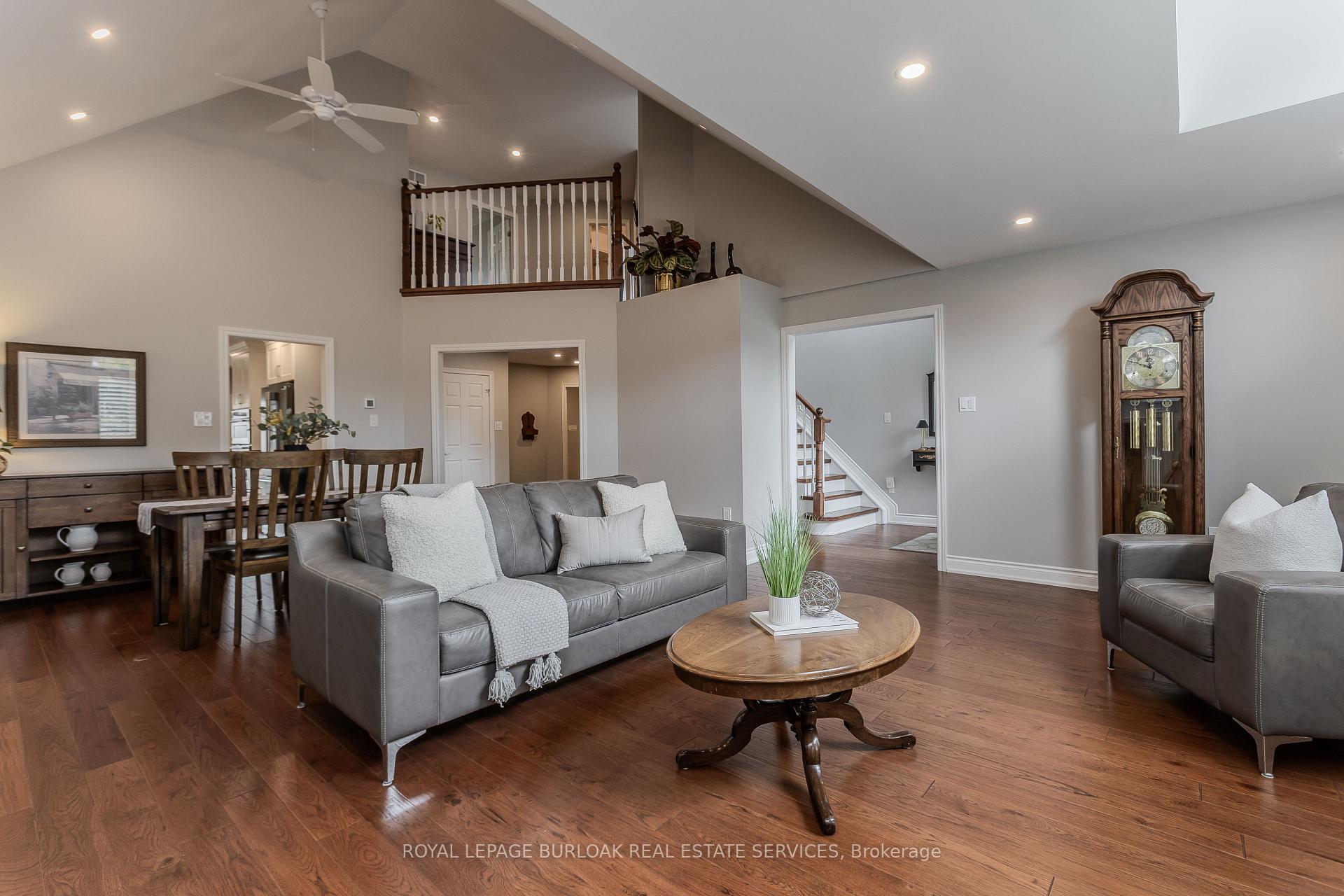 Photo 4 of Unit 69, 1150 Skyview Drive, Burlington, Tyandaga — HOMEH