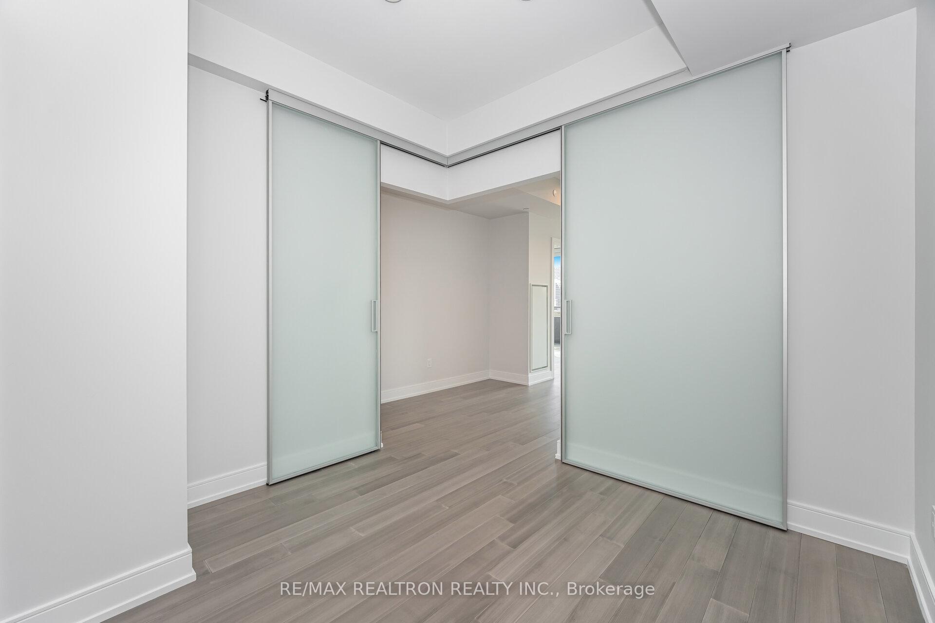 Photo 14 of Unit 704, 664 Spadina Avenue, Toronto, University — HOMEH