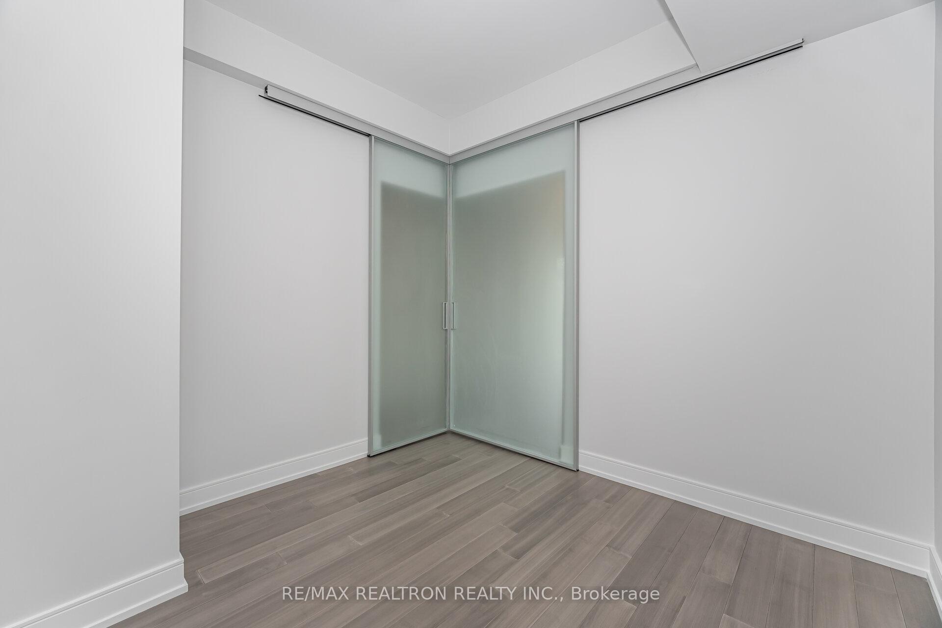 Photo 15 of Unit 704, 664 Spadina Avenue, Toronto, University — HOMEH