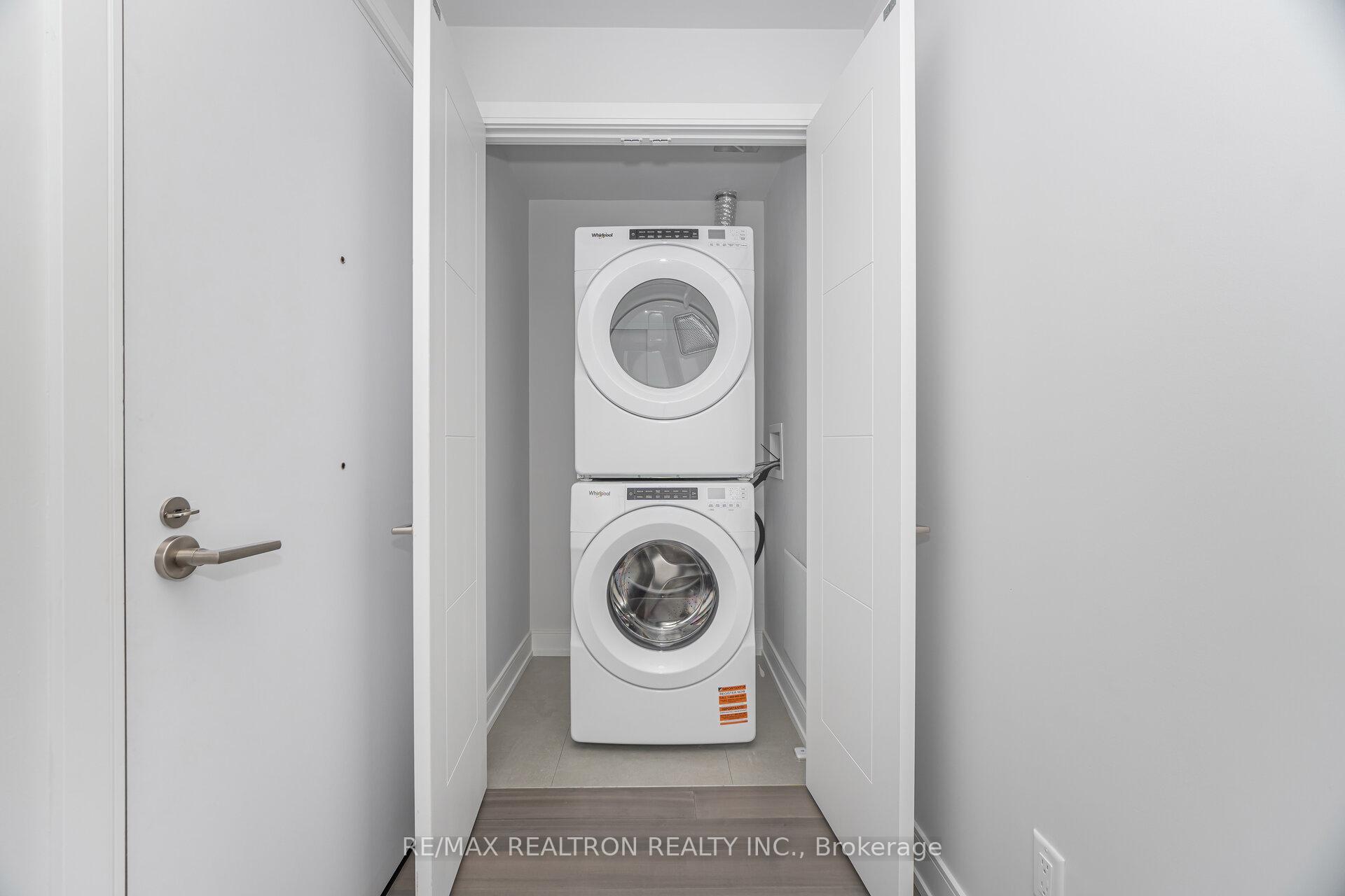 Photo 18 of Unit 704, 664 Spadina Avenue, Toronto, University — HOMEH