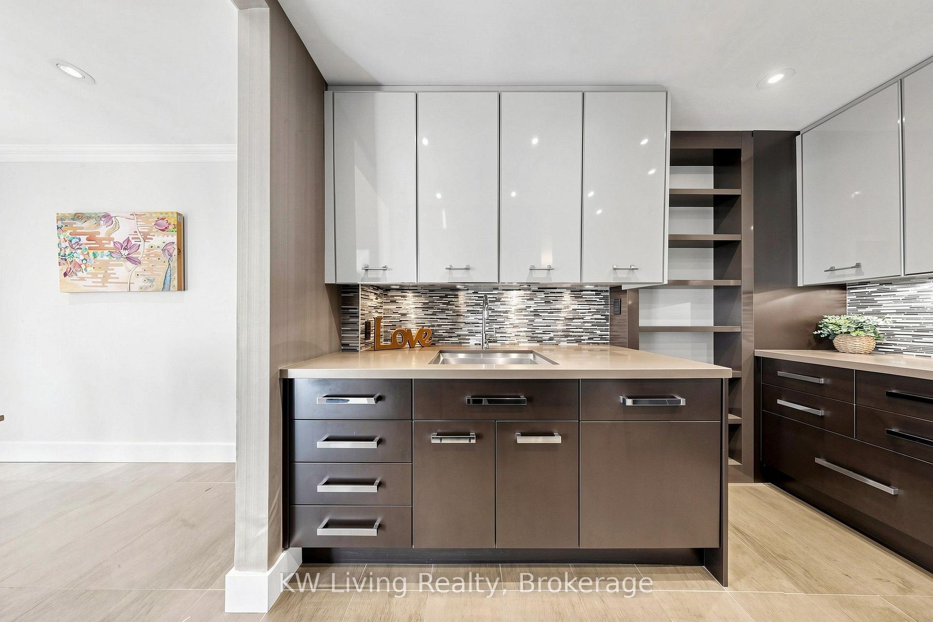 Photo 6 of 19 Sarah Jane Court, Markham, Bullock — HOMEH
