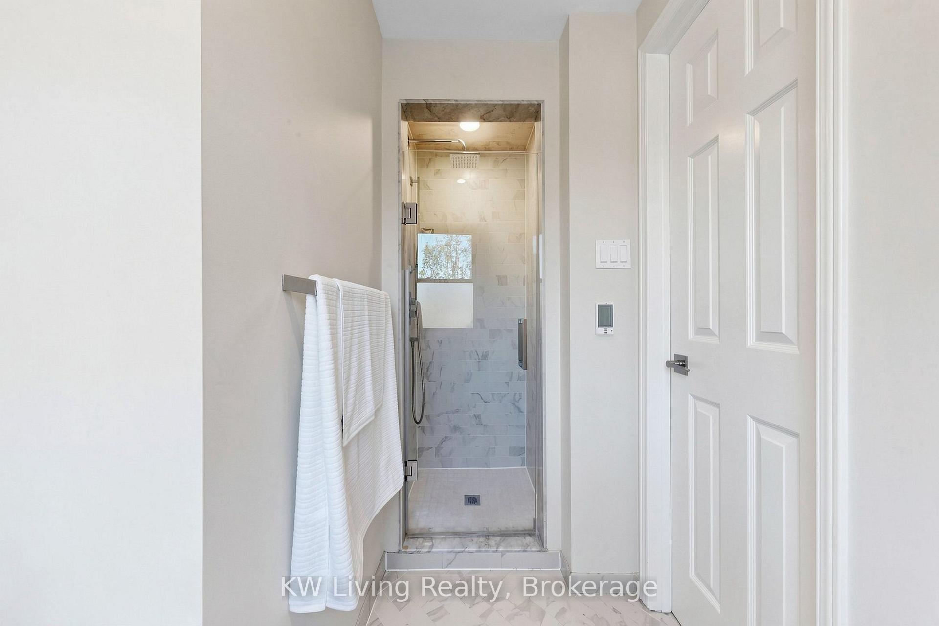 Photo 16 of 19 Sarah Jane Court, Markham, Bullock — HOMEH