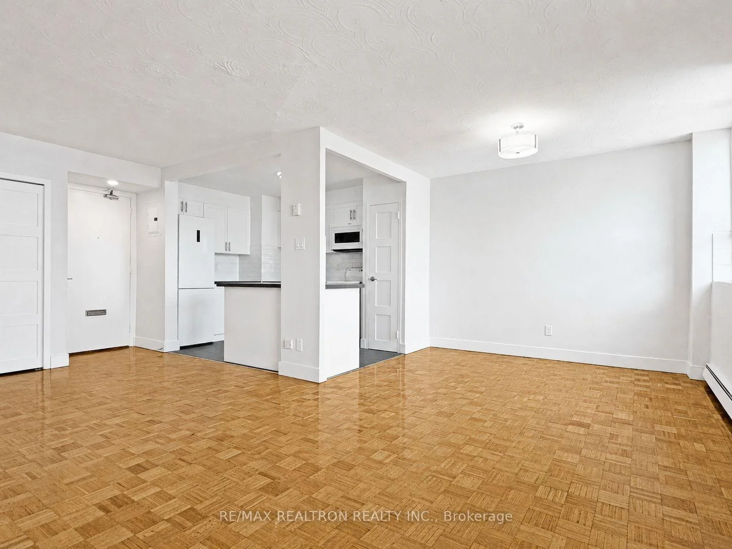 Photo 14 of Unit 701, 525 Eglinton Avenue E, Toronto, Mount Pleasant East — HOMEH