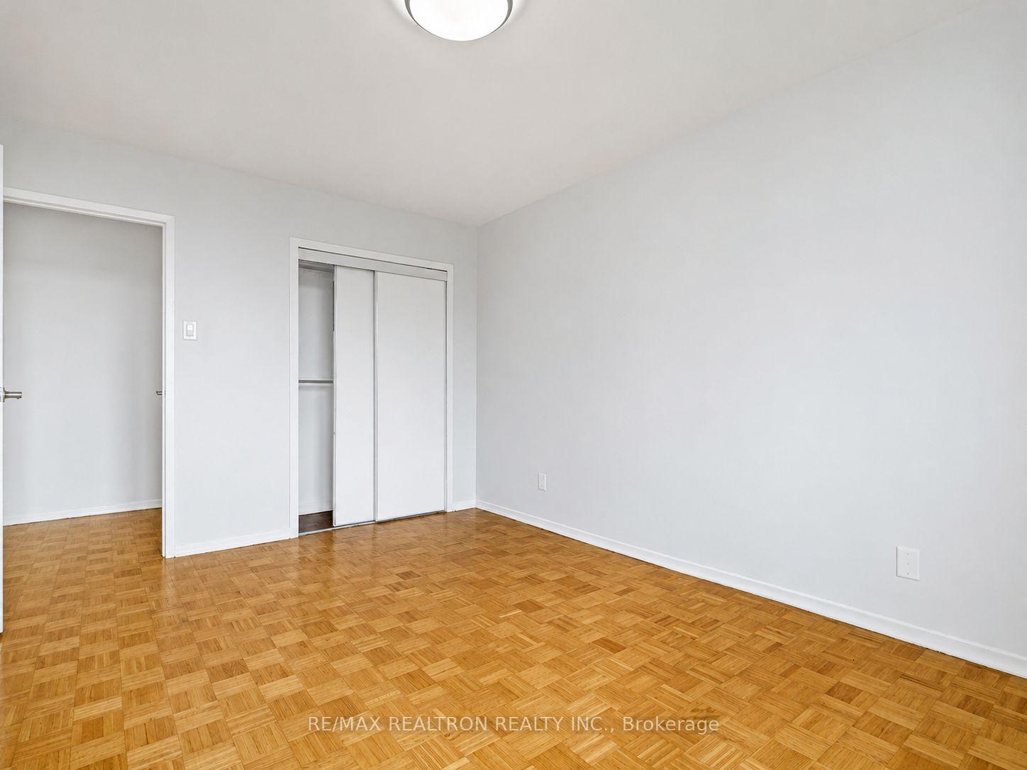 Photo 11 of Unit 804, 525 Eglinton Avenue E, Toronto, Mount Pleasant East — HOMEH