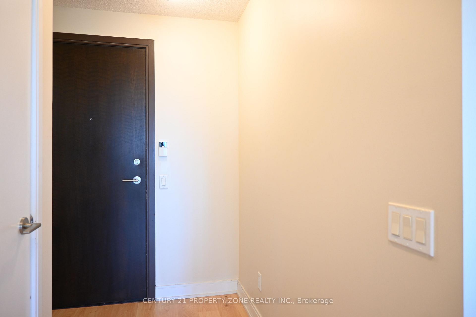 Photo 2 of Unit 542, 35 Viking Lane, Etobicoke, Islington-City Centre West — HOMEH