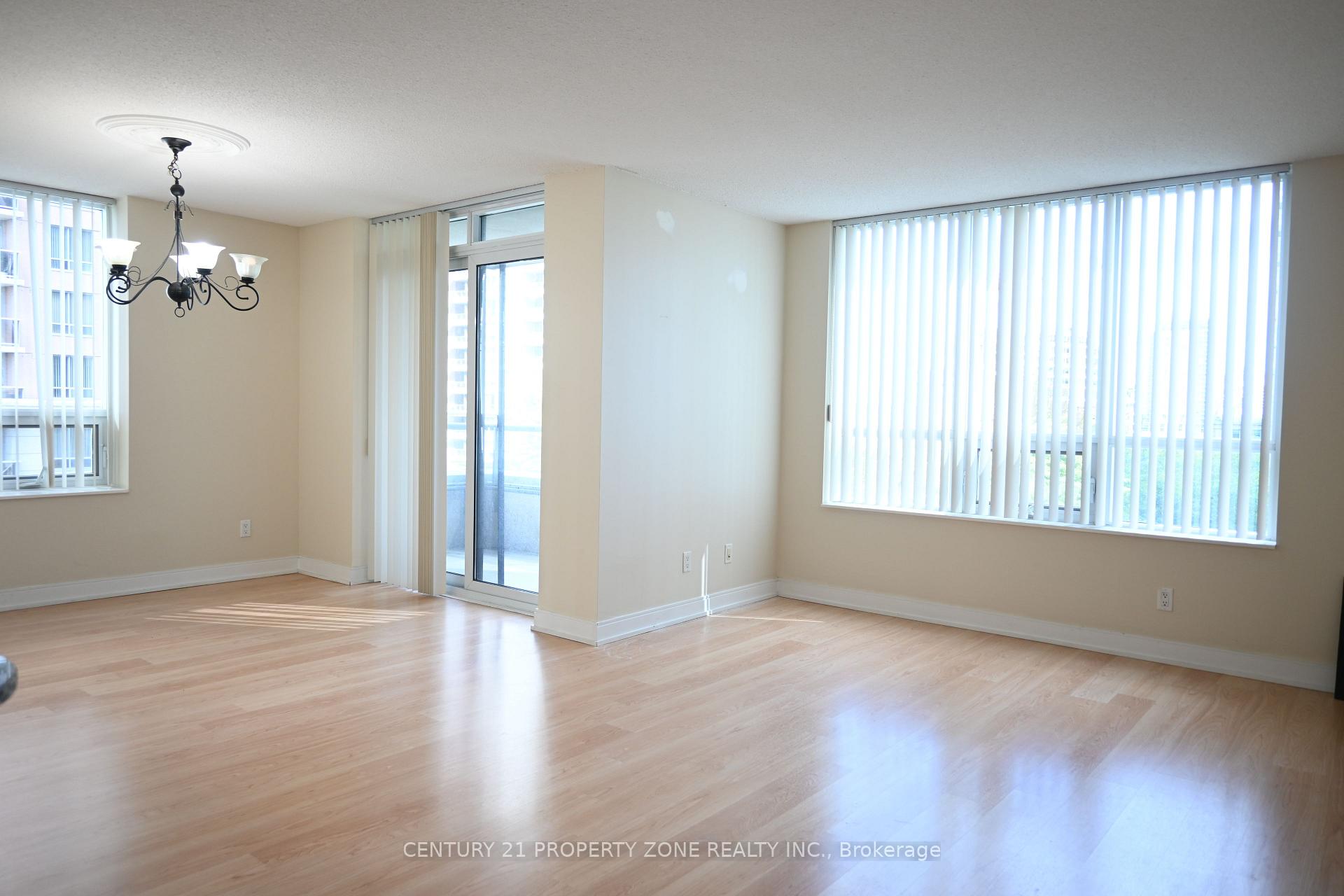 Photo 8 of Unit 542, 35 Viking Lane, Etobicoke, Islington-City Centre West — HOMEH