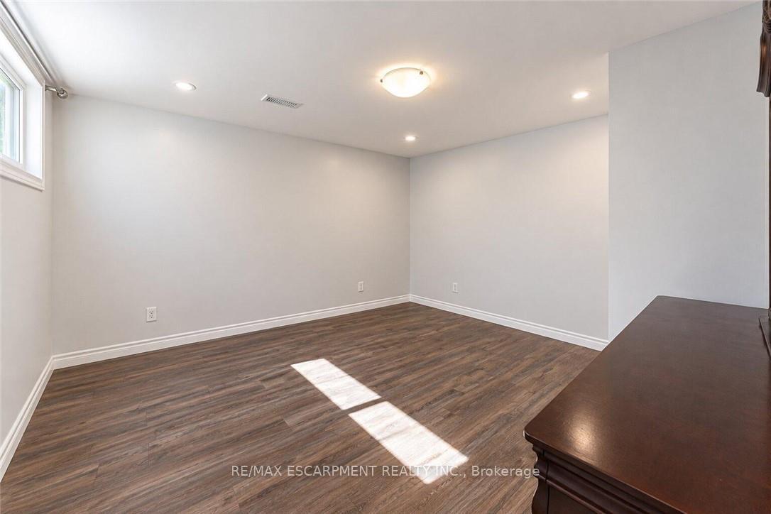Photo 29 of 33 Bellingham Drive, Hamilton, Lawfield — HOMEH