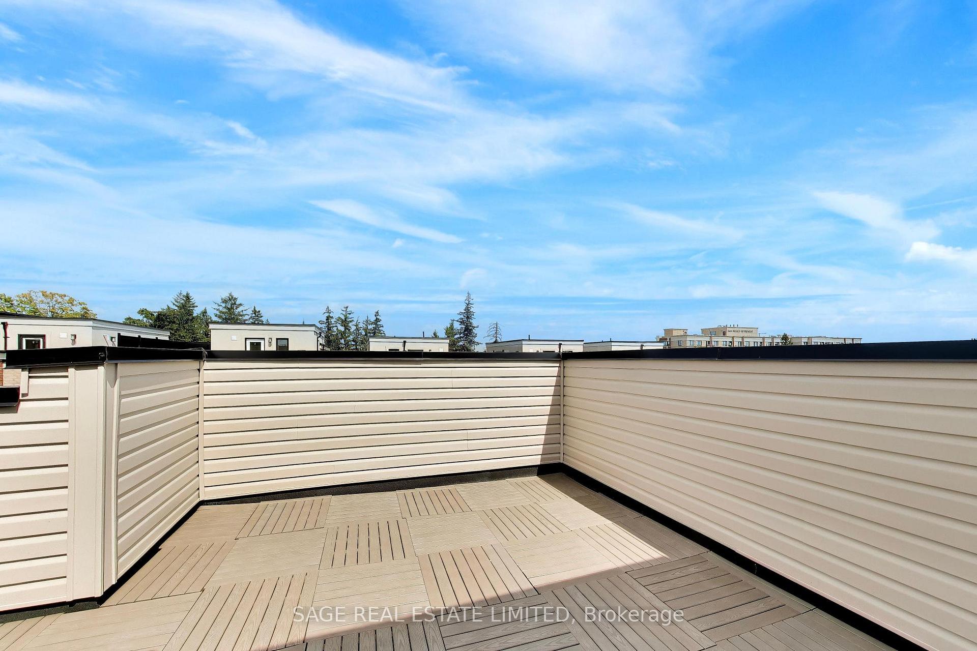 Photo 25 of Unit 7, 6 Sayers Lane, Richmond Hill, Oak Ridges — HOMEH