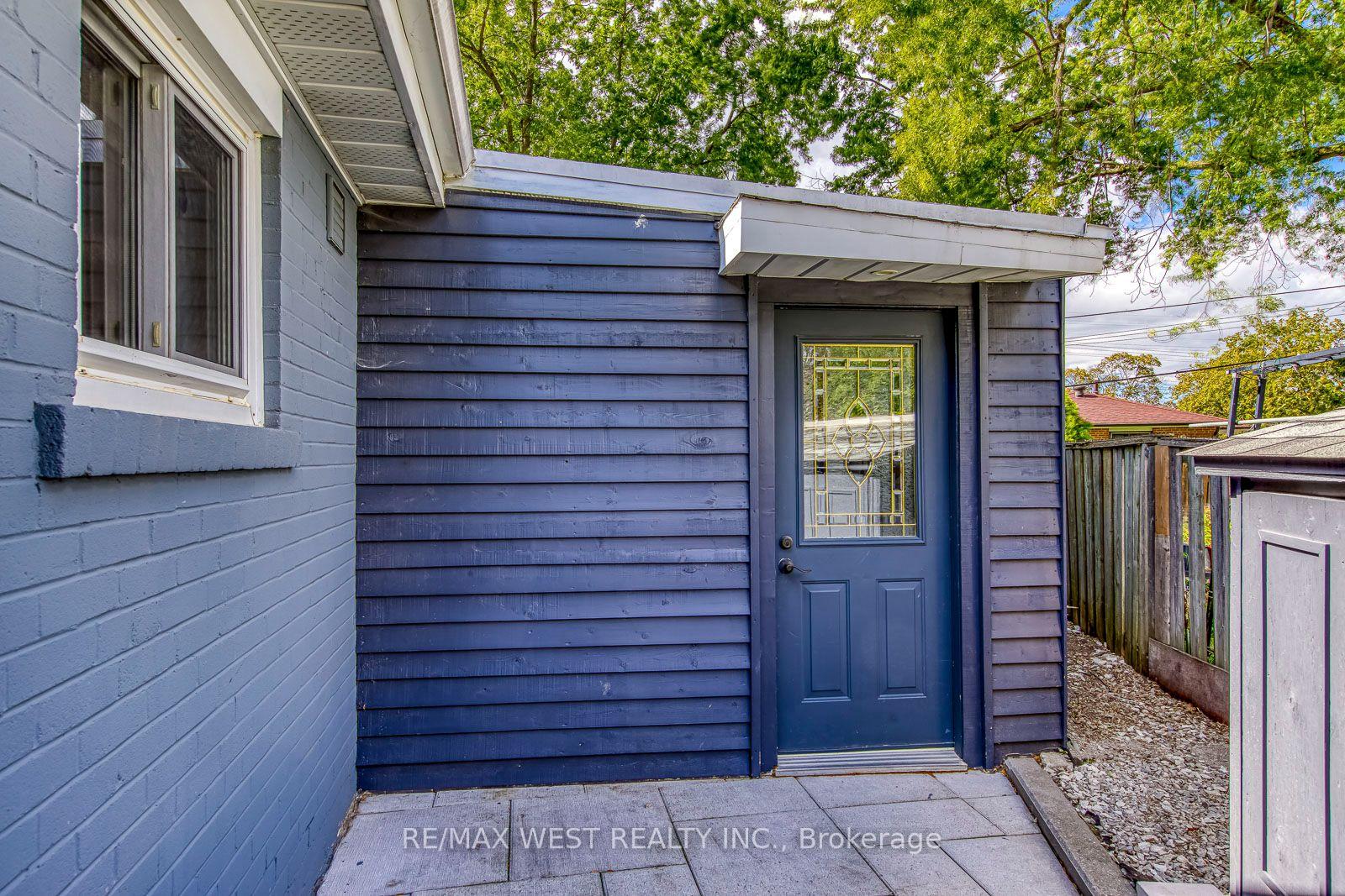 Photo 6 of 6 Millview Court, Etobicoke, West Humber-Clairville — HOMEH