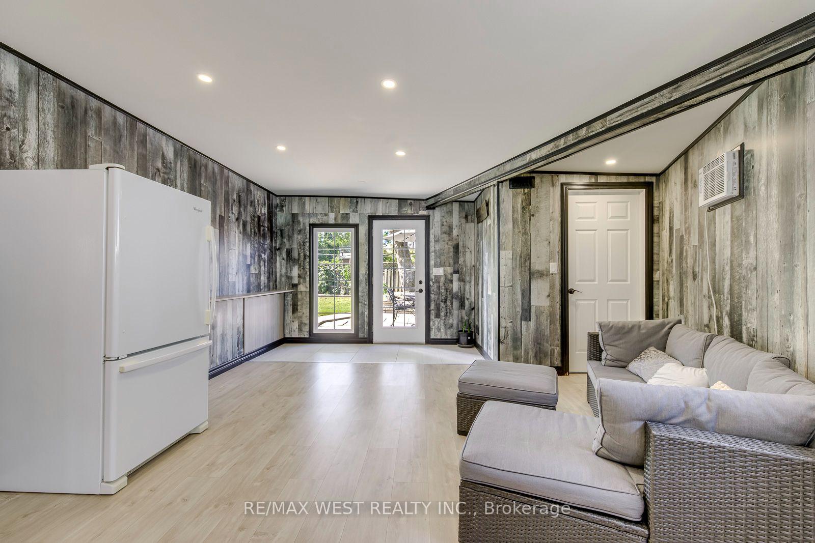 Photo 25 of 6 Millview Court, Etobicoke, West Humber-Clairville — HOMEH