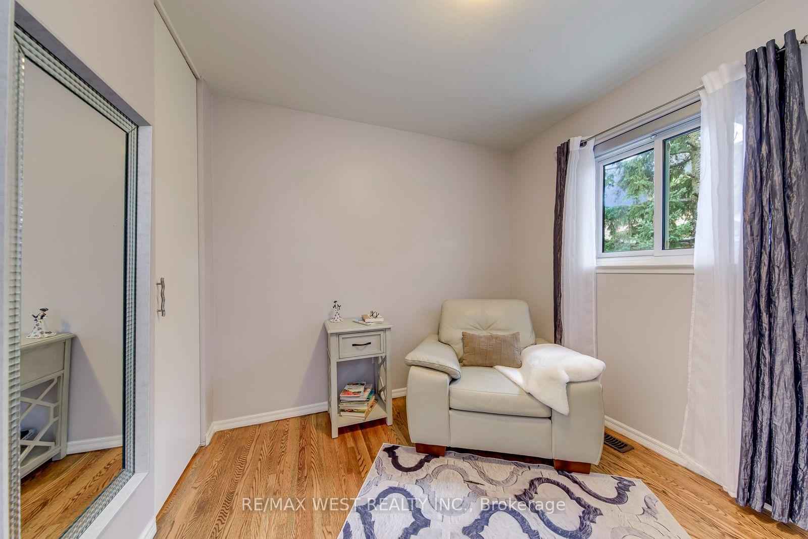 Photo 35 of 6 Millview Court, Etobicoke, West Humber-Clairville — HOMEH