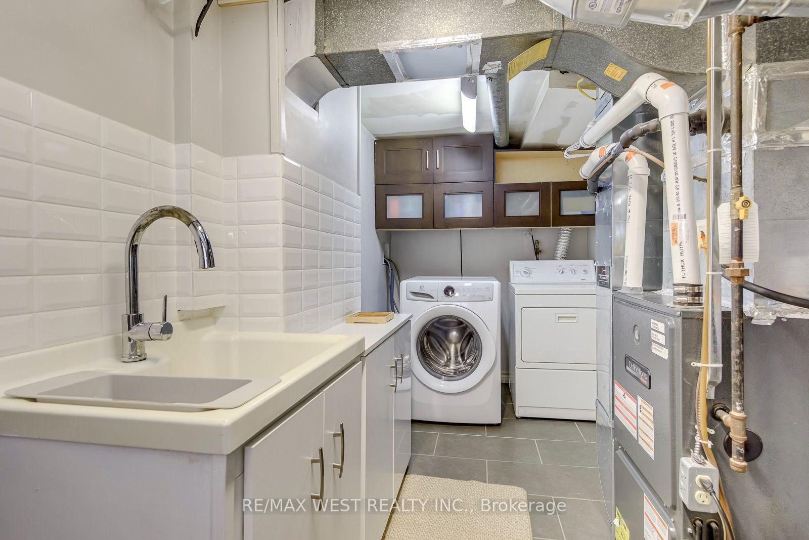 Photo 44 of 6 Millview Court, Etobicoke, West Humber-Clairville — HOMEH