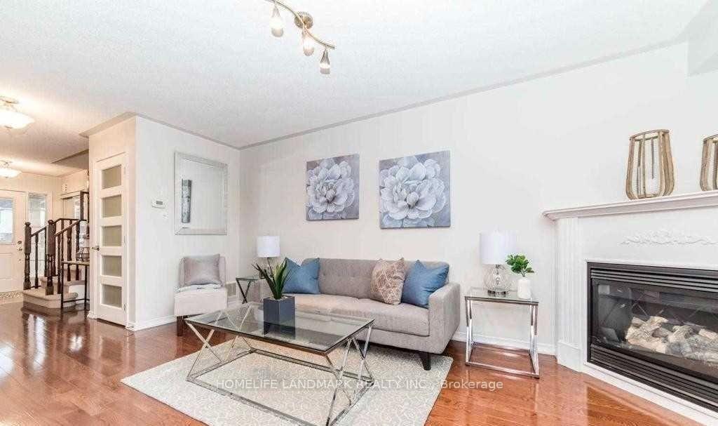 Photo 4 of 198 Swindells Street, Clarington, Bowmanville — HOMEH