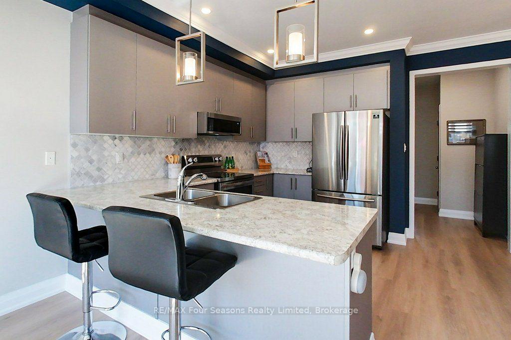 Photo 6 of 24 Barfoot Street, Collingwood — HOMEH